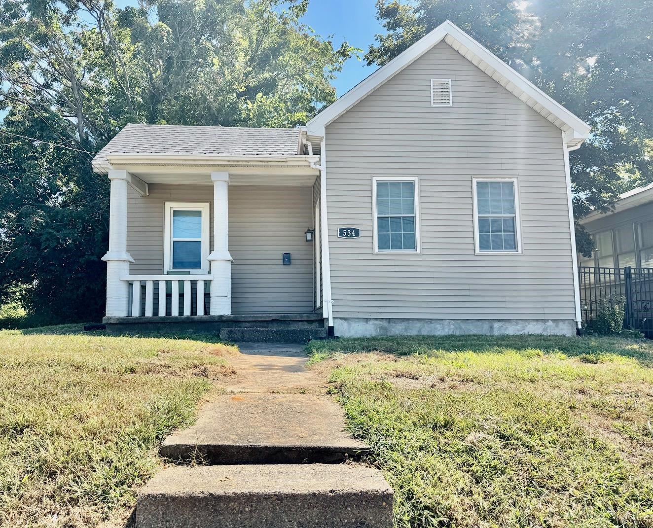 534 Green Street, Henderson, Kentucky 42420, 3 Bedrooms Bedrooms, ,1 BathroomBathrooms,Single Family Residence,For Sale,Green Street,92992
