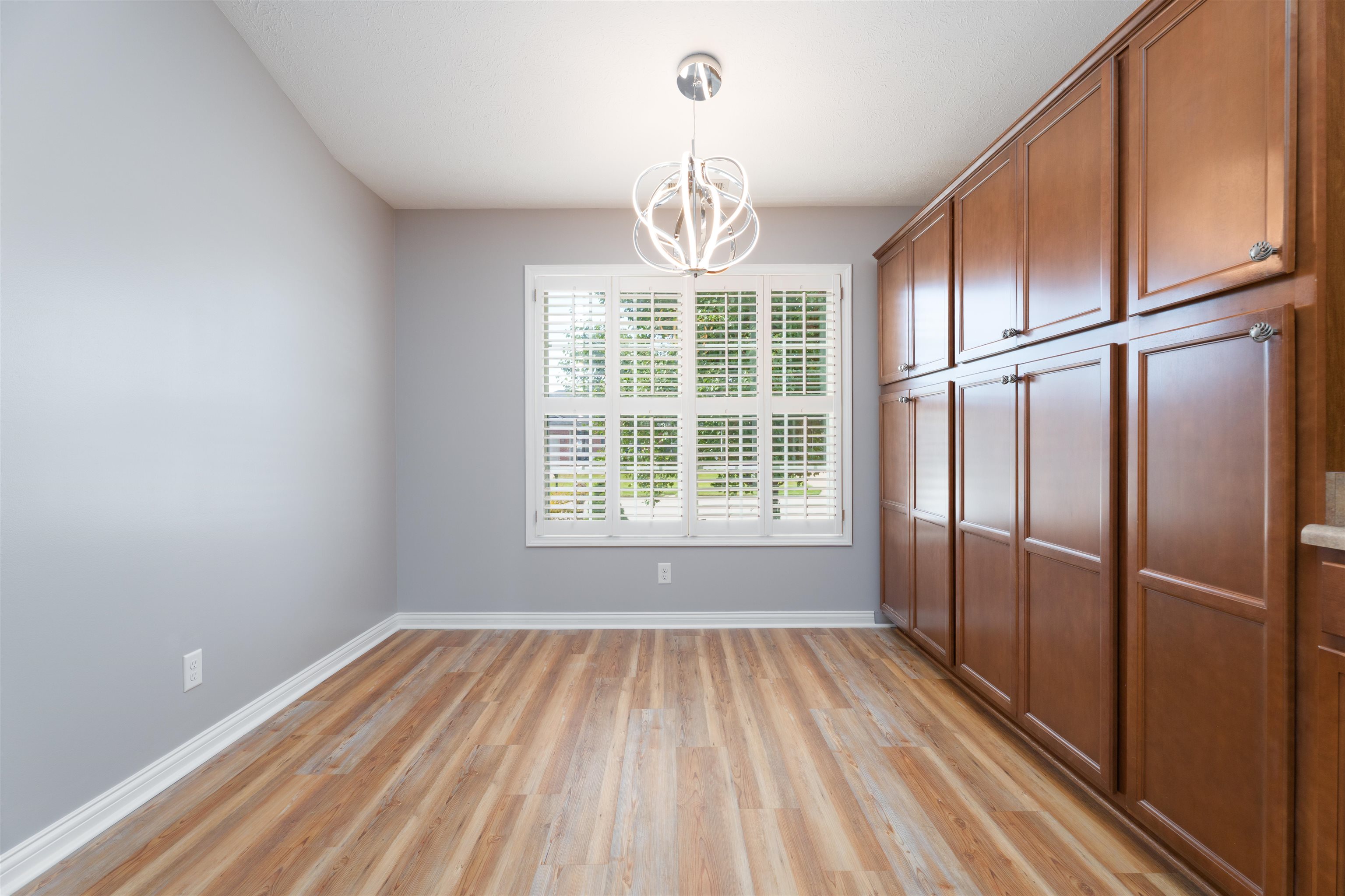 4825 Bernheim Dr, Owensboro, Kentucky 42301, 3 Bedrooms Bedrooms, ,2 BathroomsBathrooms,Single Family Residence,For Sale,Bernheim Dr,92993