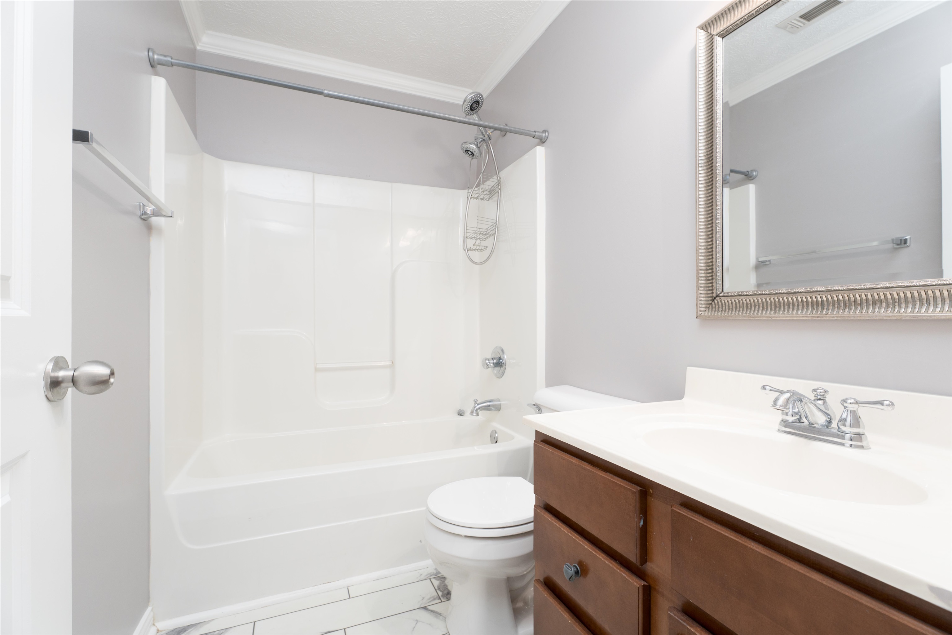 4825 Bernheim Dr, Owensboro, Kentucky 42301, 3 Bedrooms Bedrooms, ,2 BathroomsBathrooms,Single Family Residence,For Sale,Bernheim Dr,92993