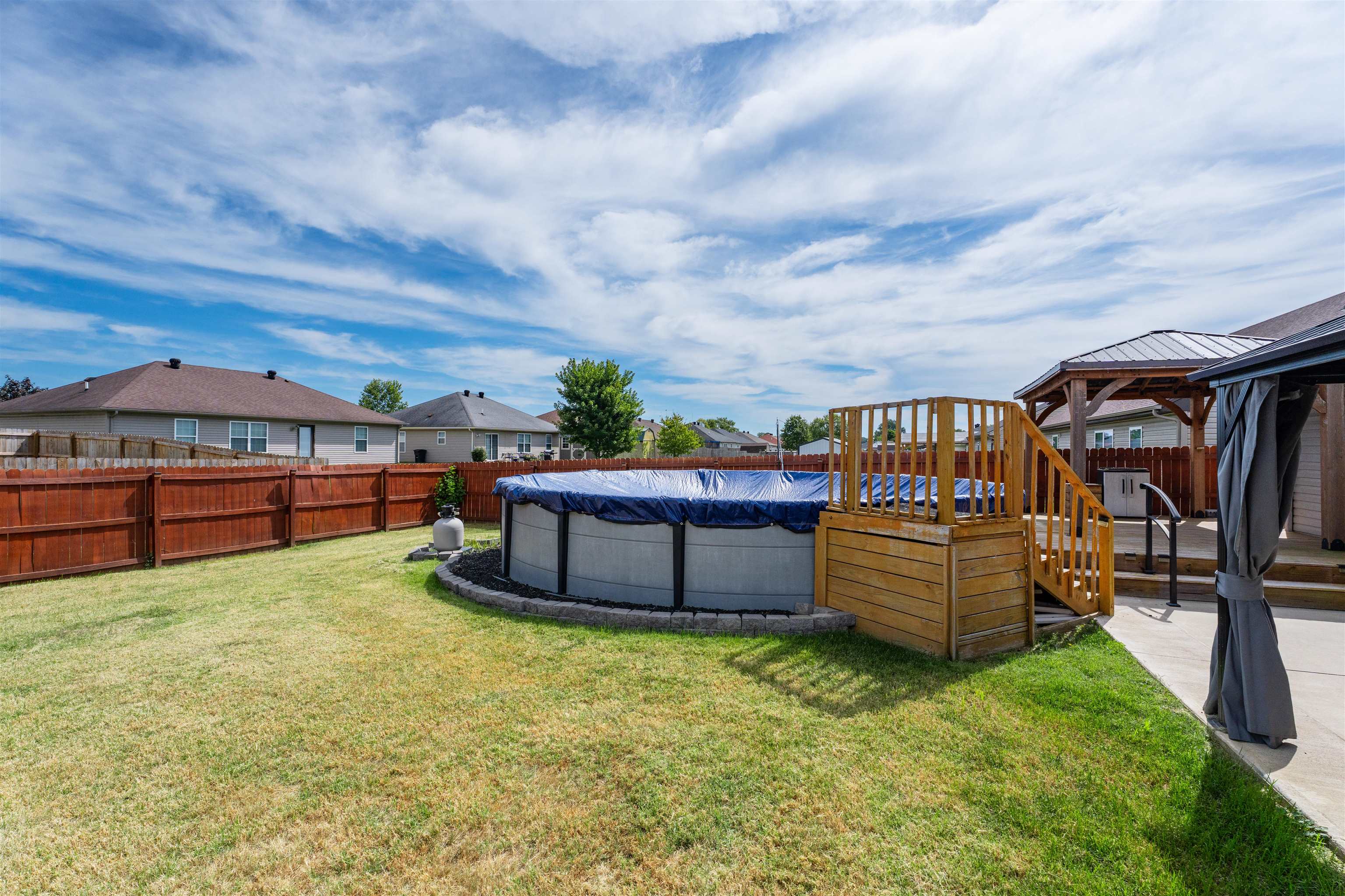4825 Bernheim Dr, Owensboro, Kentucky 42301, 3 Bedrooms Bedrooms, ,2 BathroomsBathrooms,Single Family Residence,For Sale,Bernheim Dr,92993