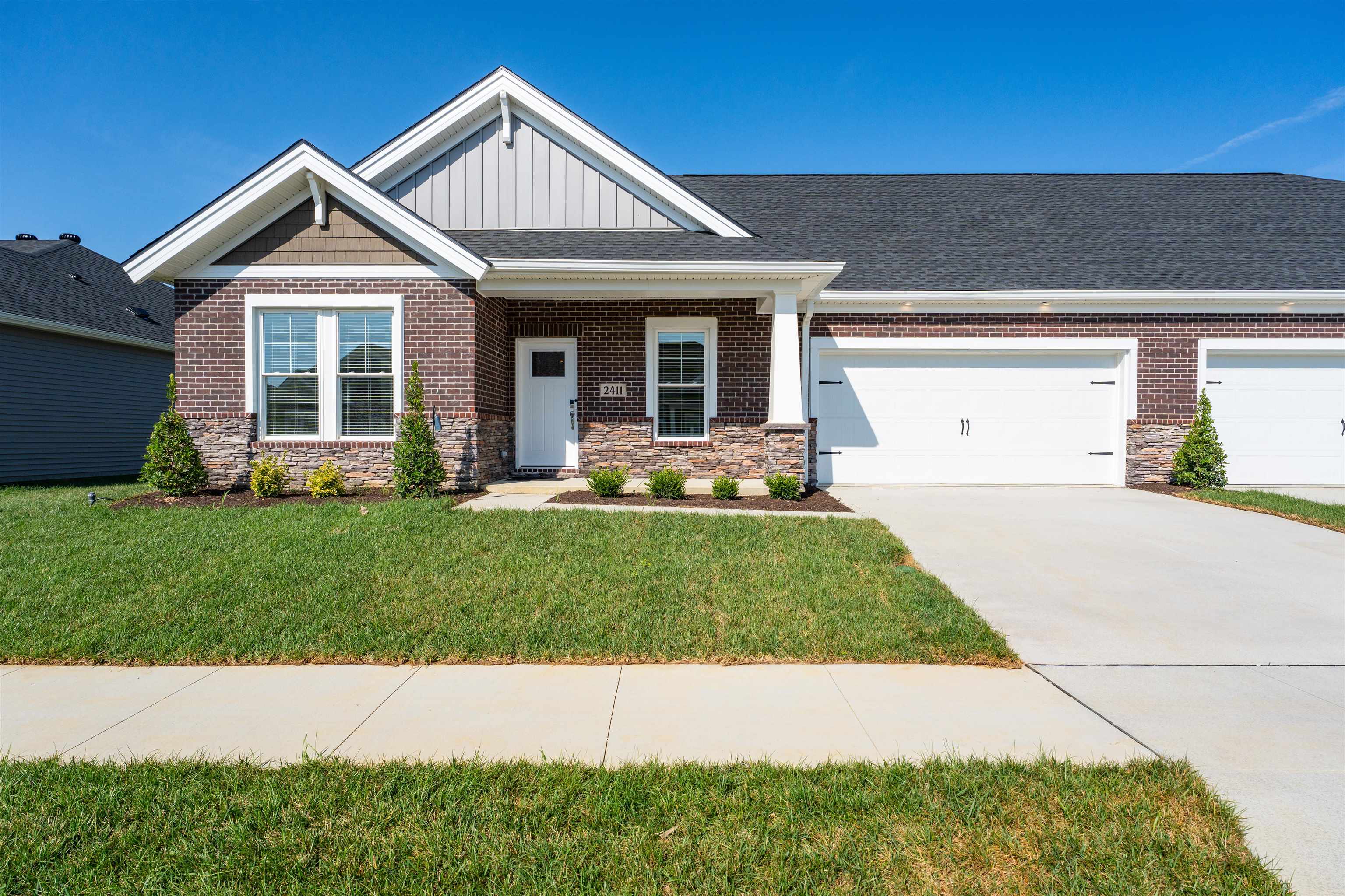 2411 Watson Circle, Owensboro, Kentucky 42301, 2 Bedrooms Bedrooms, ,2 BathroomsBathrooms,Single Family Residence,For Sale,Watson Circle,92994