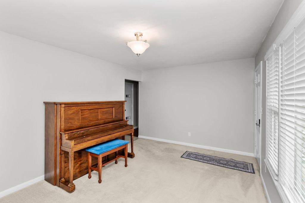 2540 Old Hartford Road, Owensboro, Kentucky 42303, 3 Bedrooms Bedrooms, ,1 BathroomBathrooms,Single Family Residence,For Sale,Old Hartford Road,92995