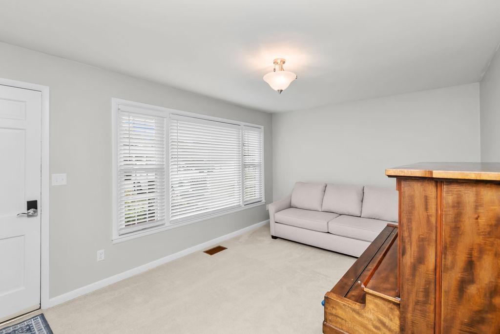 2540 Old Hartford Road, Owensboro, Kentucky 42303, 3 Bedrooms Bedrooms, ,1 BathroomBathrooms,Single Family Residence,For Sale,Old Hartford Road,92995