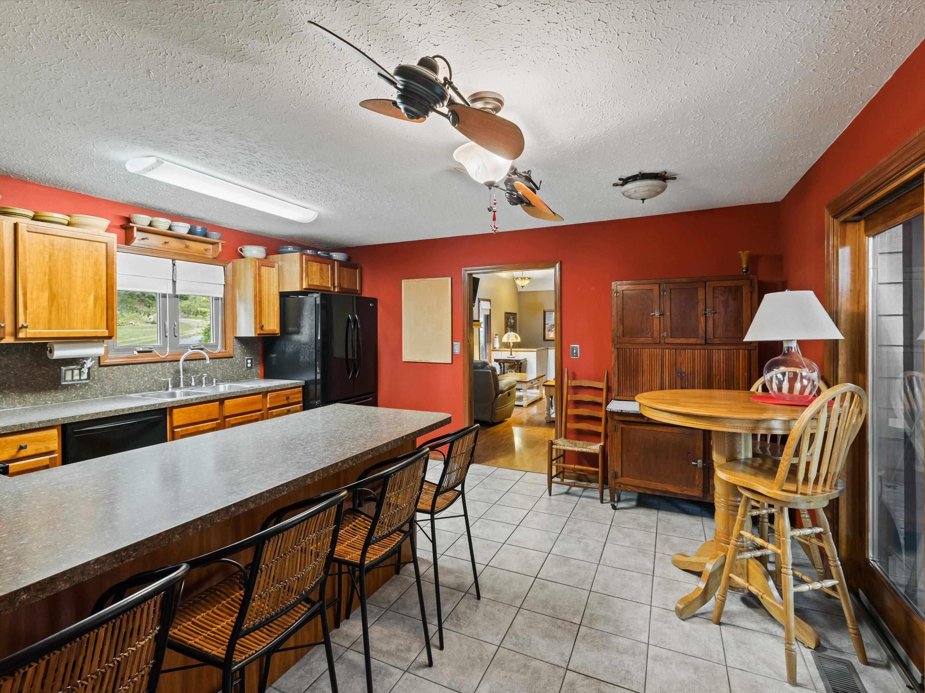 4883 Pleasant Grove Rd, Owensboro, Kentucky 42303, 3 Bedrooms Bedrooms, ,2 BathroomsBathrooms,Single Family Residence,For Sale,Pleasant Grove Rd,93001