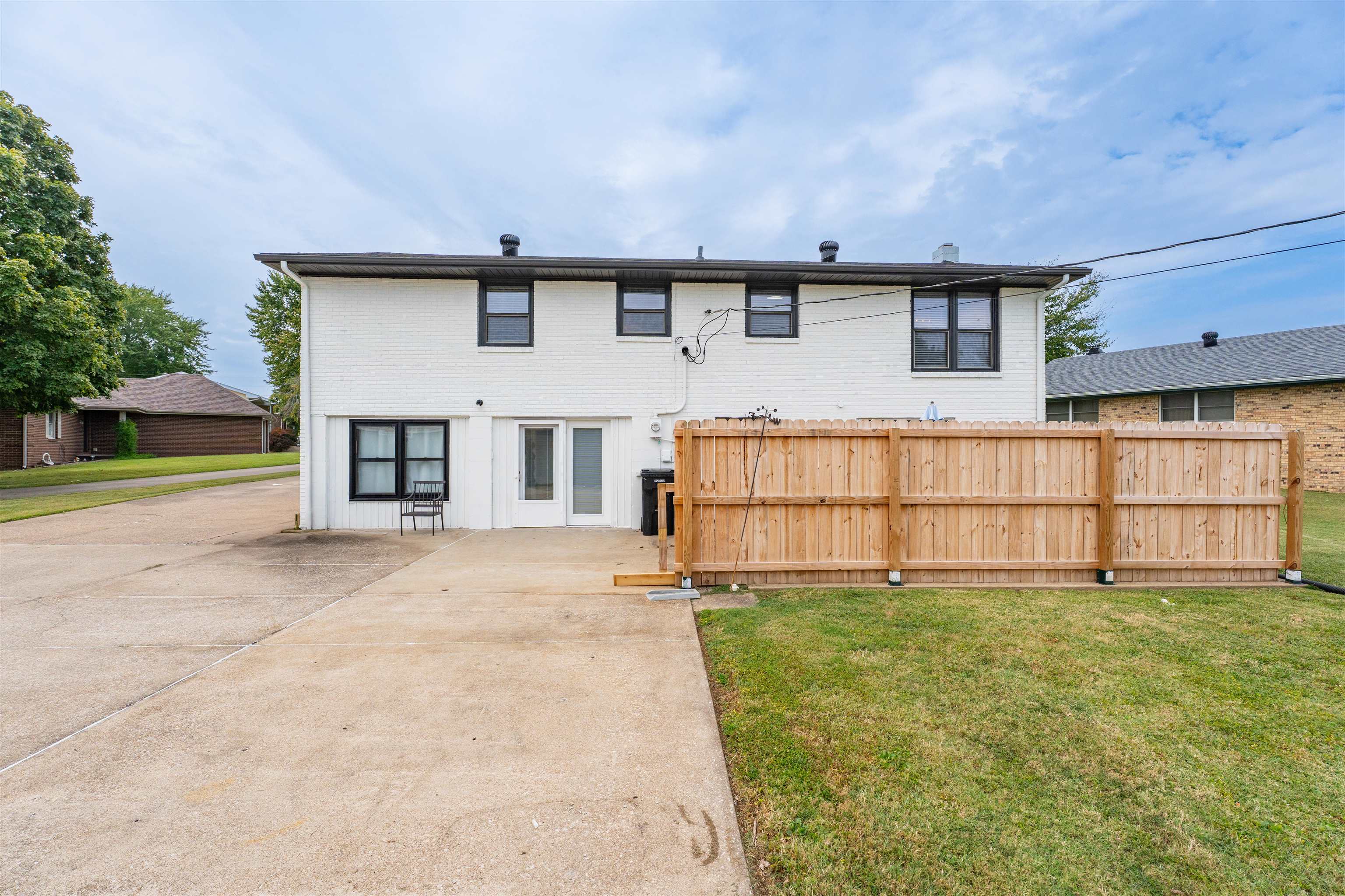 1517 Sullivan Loop, Owensboro, Kentucky 42303, 3 Bedrooms Bedrooms, ,2 BathroomsBathrooms,Single Family Residence,For Sale,Sullivan Loop,93005