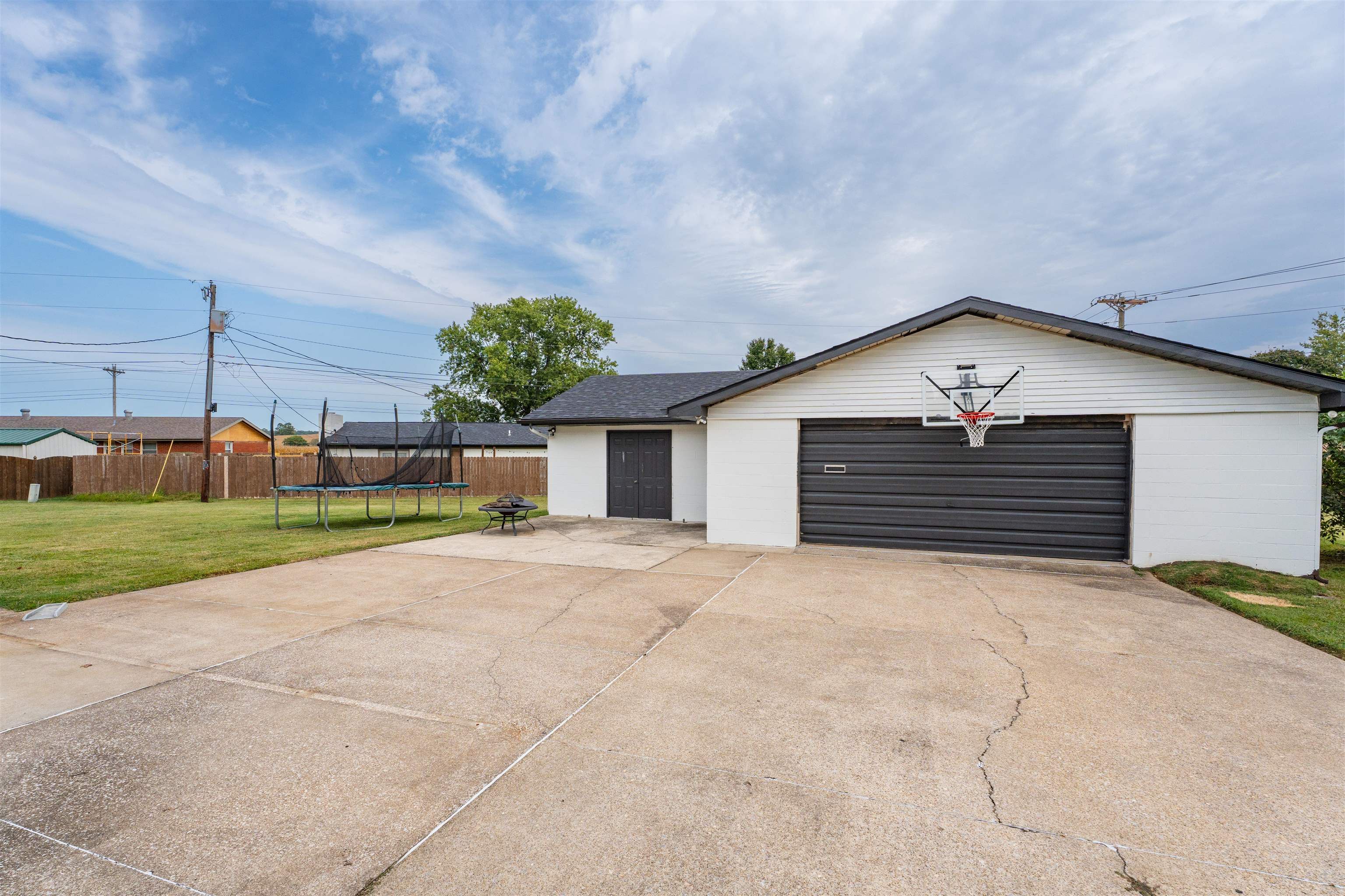 1517 Sullivan Loop, Owensboro, Kentucky 42303, 3 Bedrooms Bedrooms, ,2 BathroomsBathrooms,Single Family Residence,For Sale,Sullivan Loop,93005