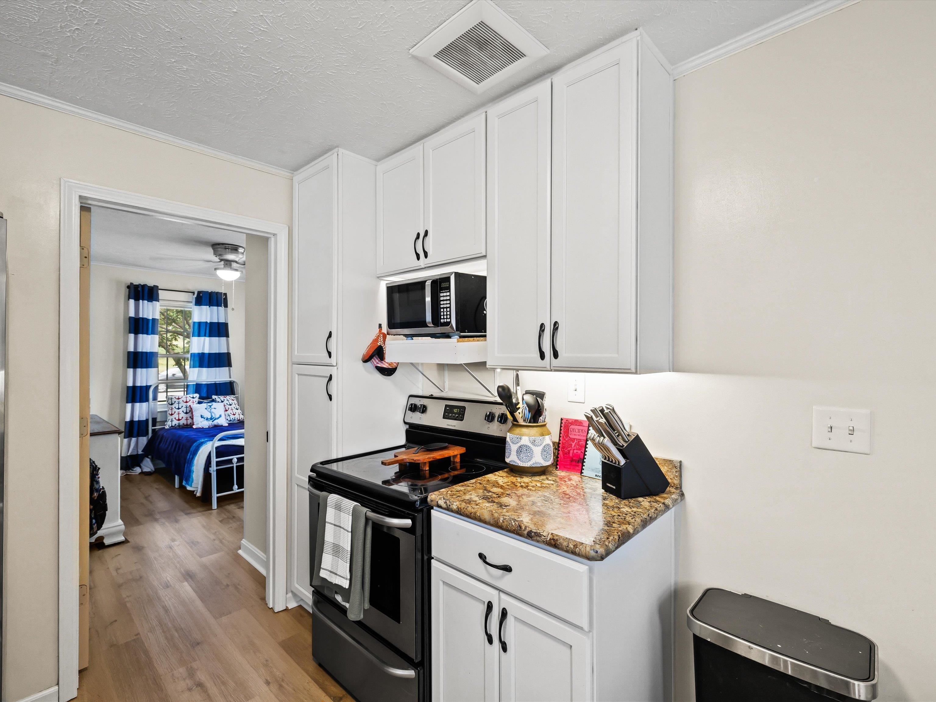 Stainless appliances