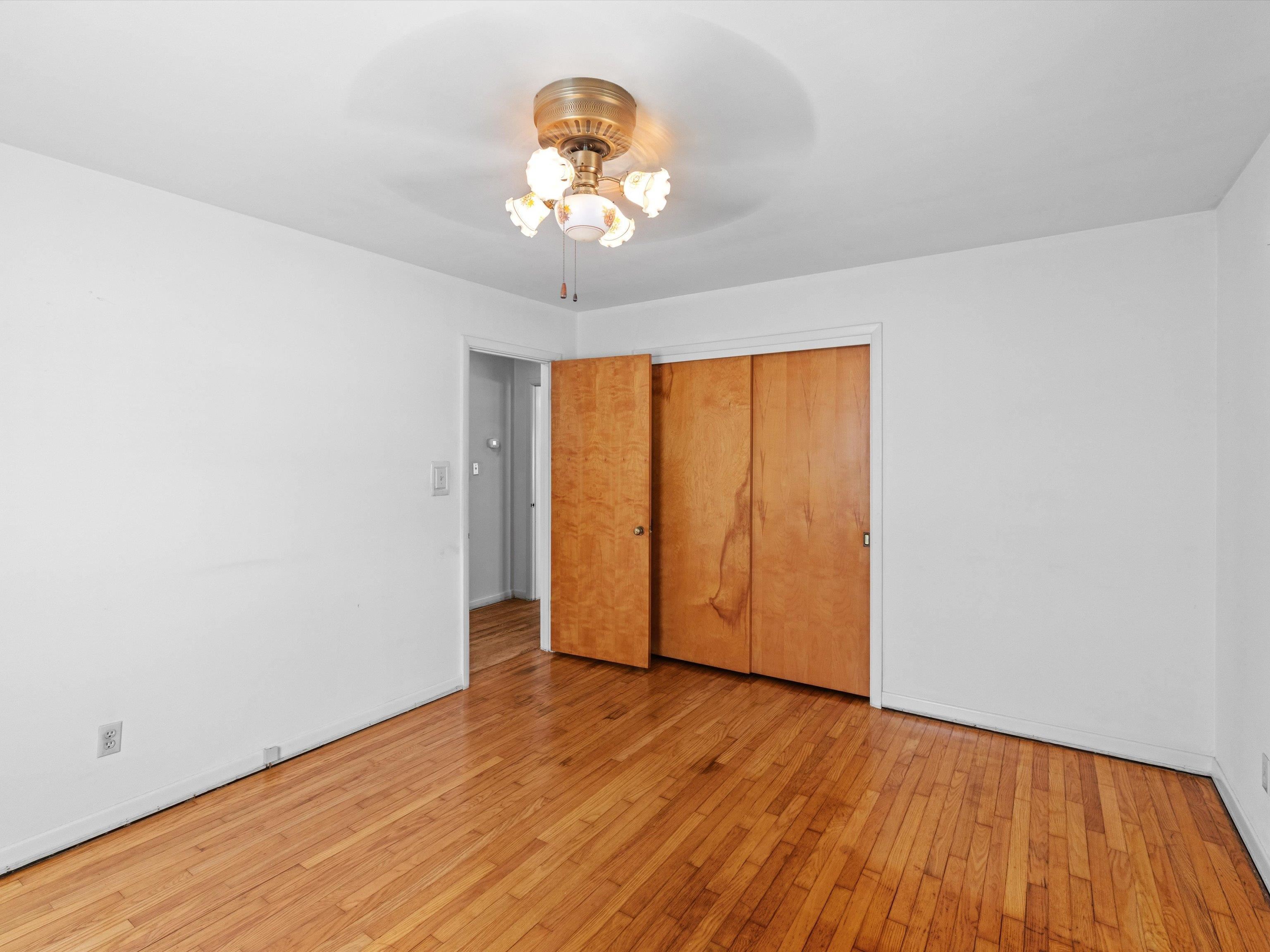 2524 South Cherokee Drive, Owensboro, Kentucky 42301, 3 Bedrooms Bedrooms, ,1 BathroomBathrooms,Single Family Residence,For Sale,South Cherokee Drive,93018