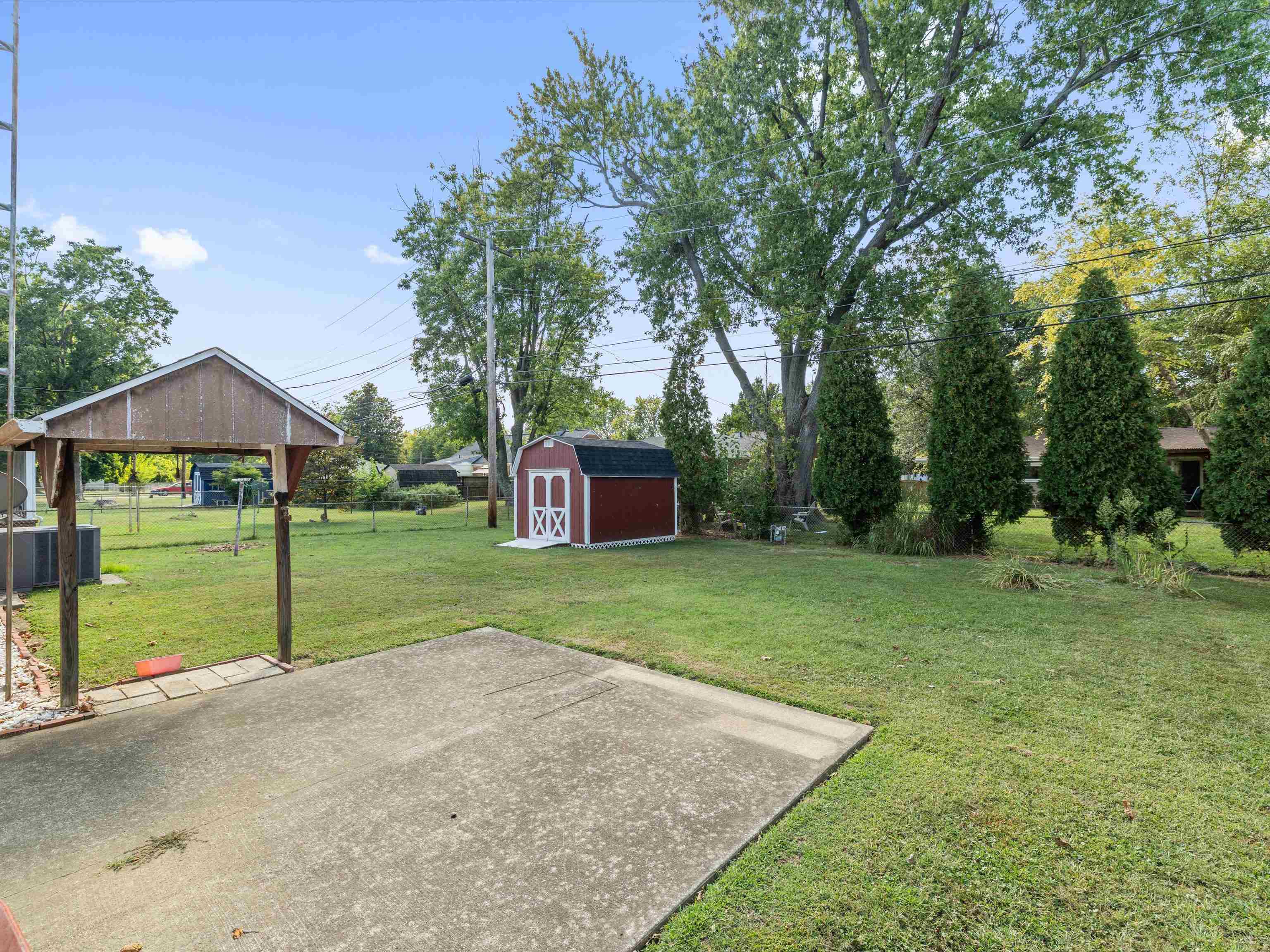 2524 South Cherokee Drive, Owensboro, Kentucky 42301, 3 Bedrooms Bedrooms, ,1 BathroomBathrooms,Single Family Residence,For Sale,South Cherokee Drive,93018