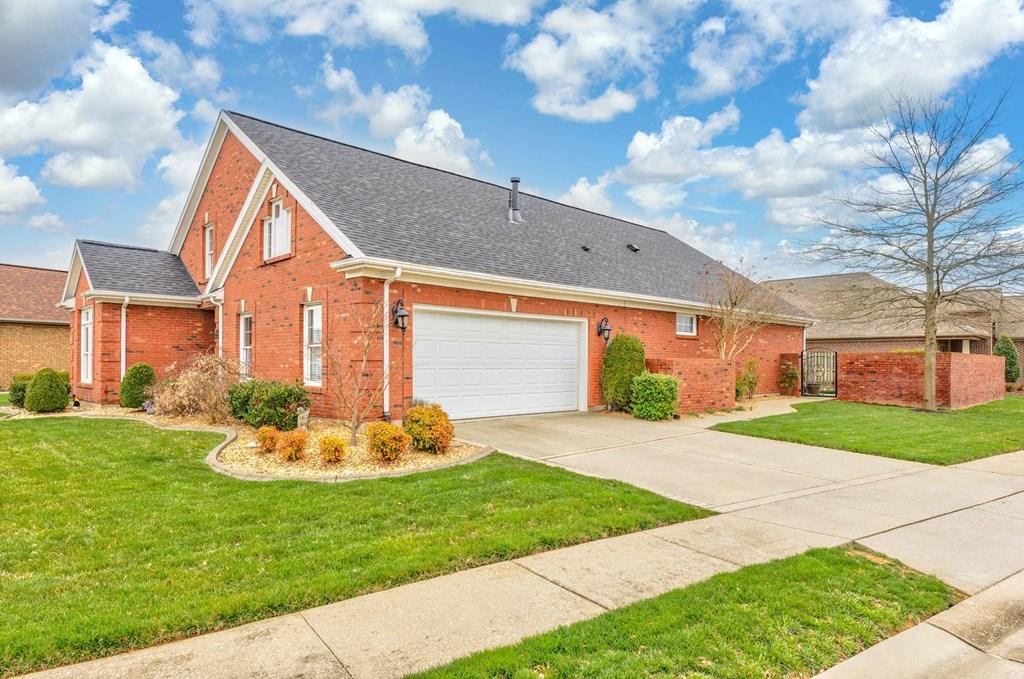 400 Stableford Cir, Owensboro, Kentucky 42303, 4 Bedrooms Bedrooms, ,3 BathroomsBathrooms,Single Family Residence,For Sale,Stableford Cir,93019