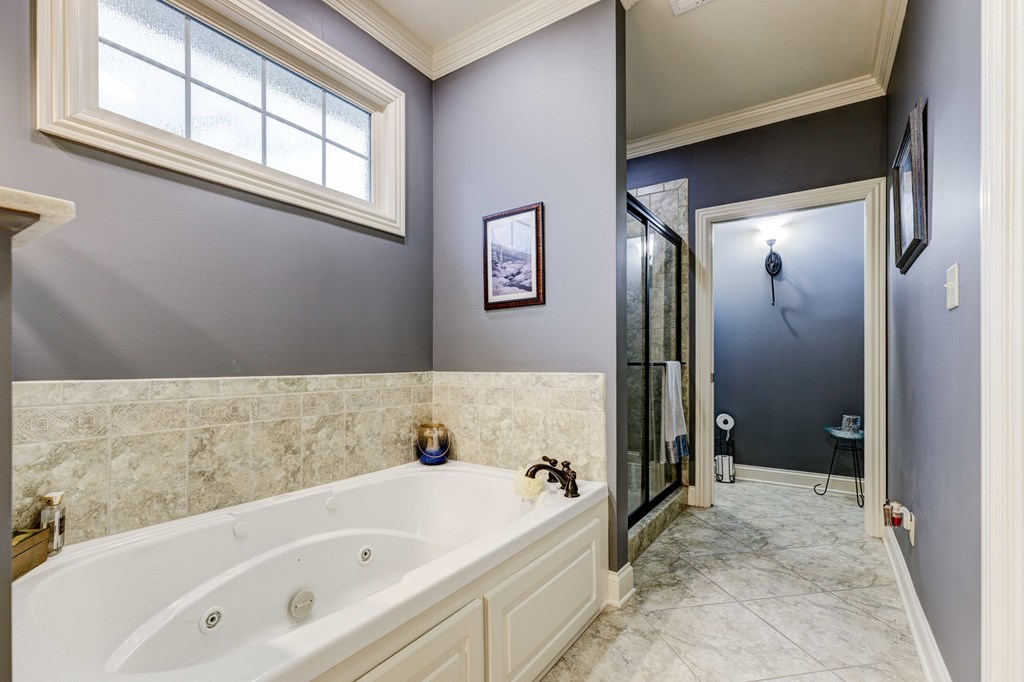 400 Stableford Cir, Owensboro, Kentucky 42303, 4 Bedrooms Bedrooms, ,3 BathroomsBathrooms,Single Family Residence,For Sale,Stableford Cir,93019