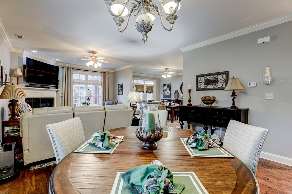 400 Stableford Cir, Owensboro, Kentucky 42303, 4 Bedrooms Bedrooms, ,3 BathroomsBathrooms,Single Family Residence,For Sale,Stableford Cir,93019