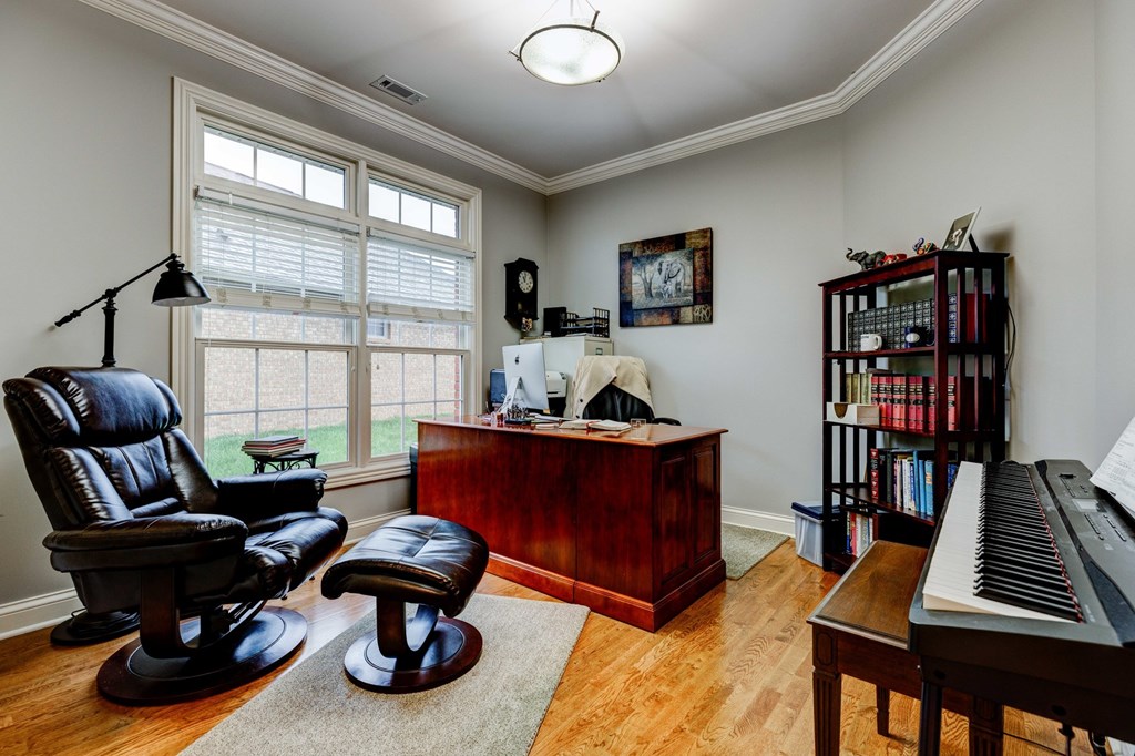 400 Stableford Cir, Owensboro, Kentucky 42303, 4 Bedrooms Bedrooms, ,3 BathroomsBathrooms,Single Family Residence,For Sale,Stableford Cir,93019