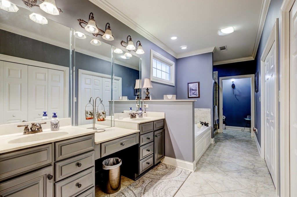 400 Stableford Cir, Owensboro, Kentucky 42303, 4 Bedrooms Bedrooms, ,3 BathroomsBathrooms,Single Family Residence,For Sale,Stableford Cir,93019