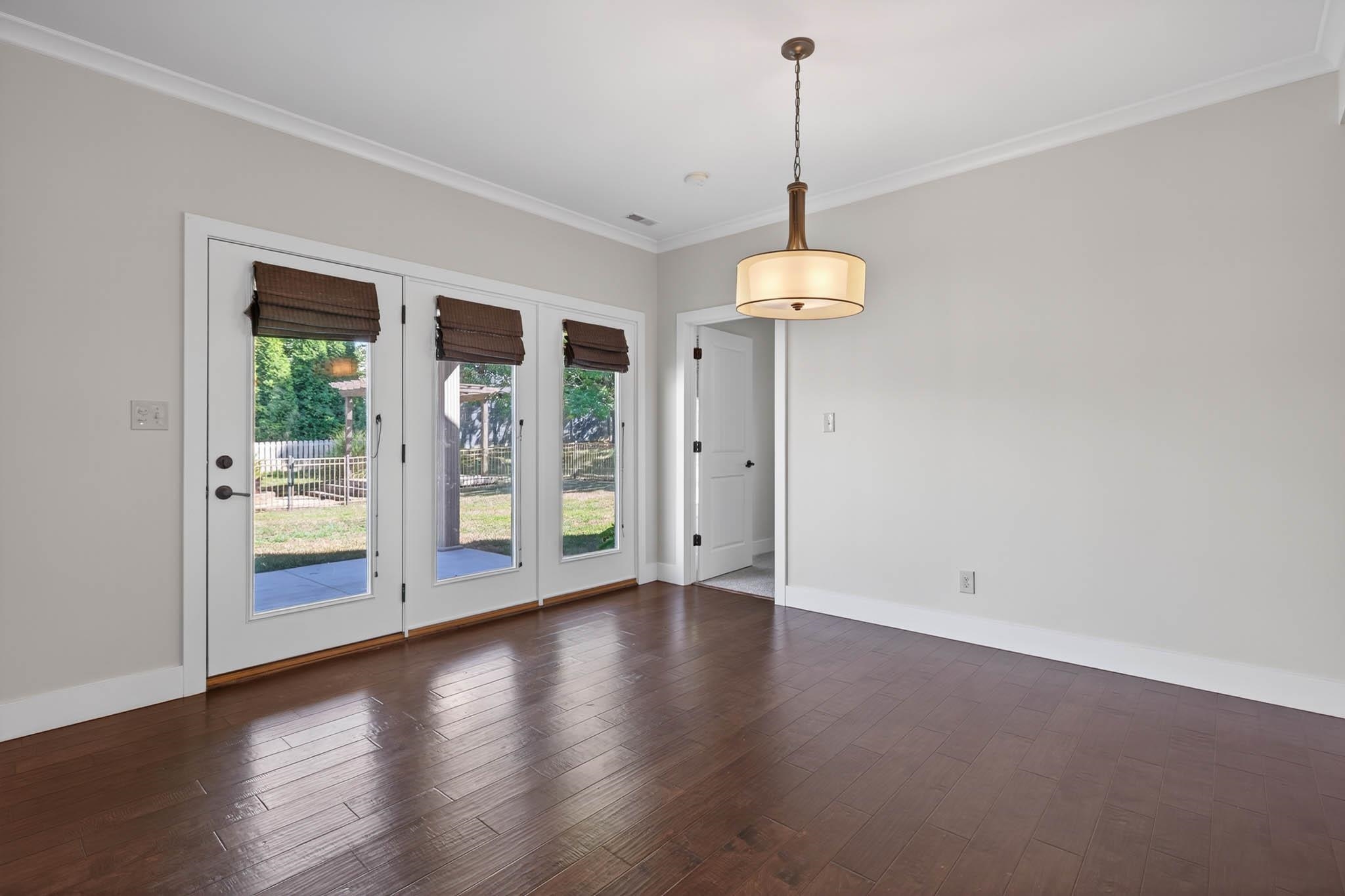 4547 Lake Forest Drive, Owensboro, Kentucky 42303, 4 Bedrooms Bedrooms, ,3 BathroomsBathrooms,Single Family Residence,For Sale,Lake Forest Drive,93021