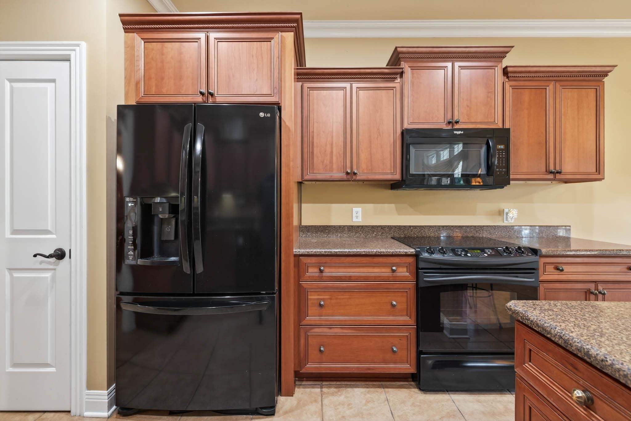 2610 Avenue of the Parks, Owensboro, Kentucky 42303, 3 Bedrooms Bedrooms, ,2 BathroomsBathrooms,Single Family Residence,For Sale,Avenue of the Parks,93022