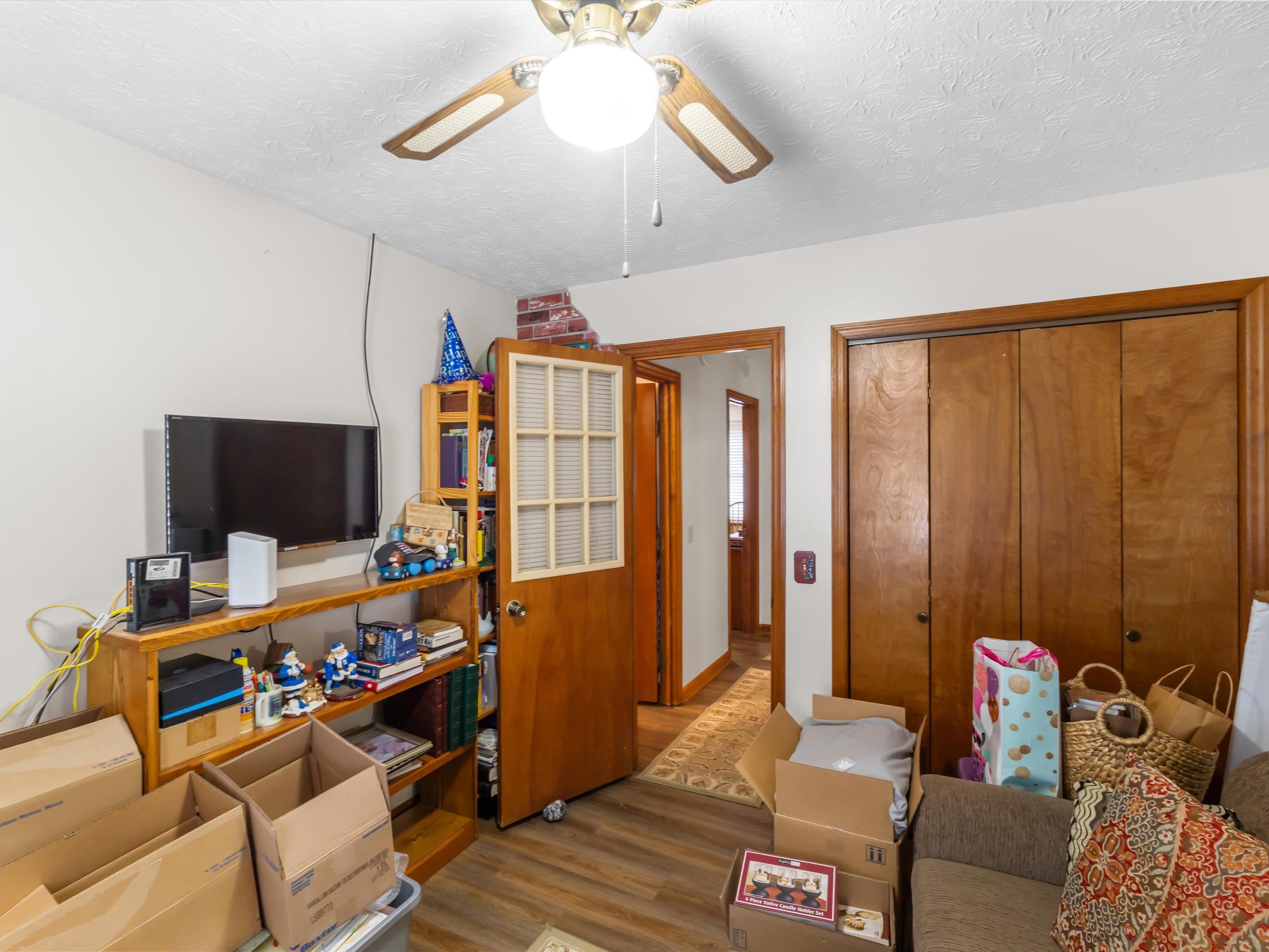 105 Riverview Dr, Hawesville, Kentucky 42348, 3 Bedrooms Bedrooms, ,2 BathroomsBathrooms,Single Family Residence,For Sale,Riverview Dr,93023
