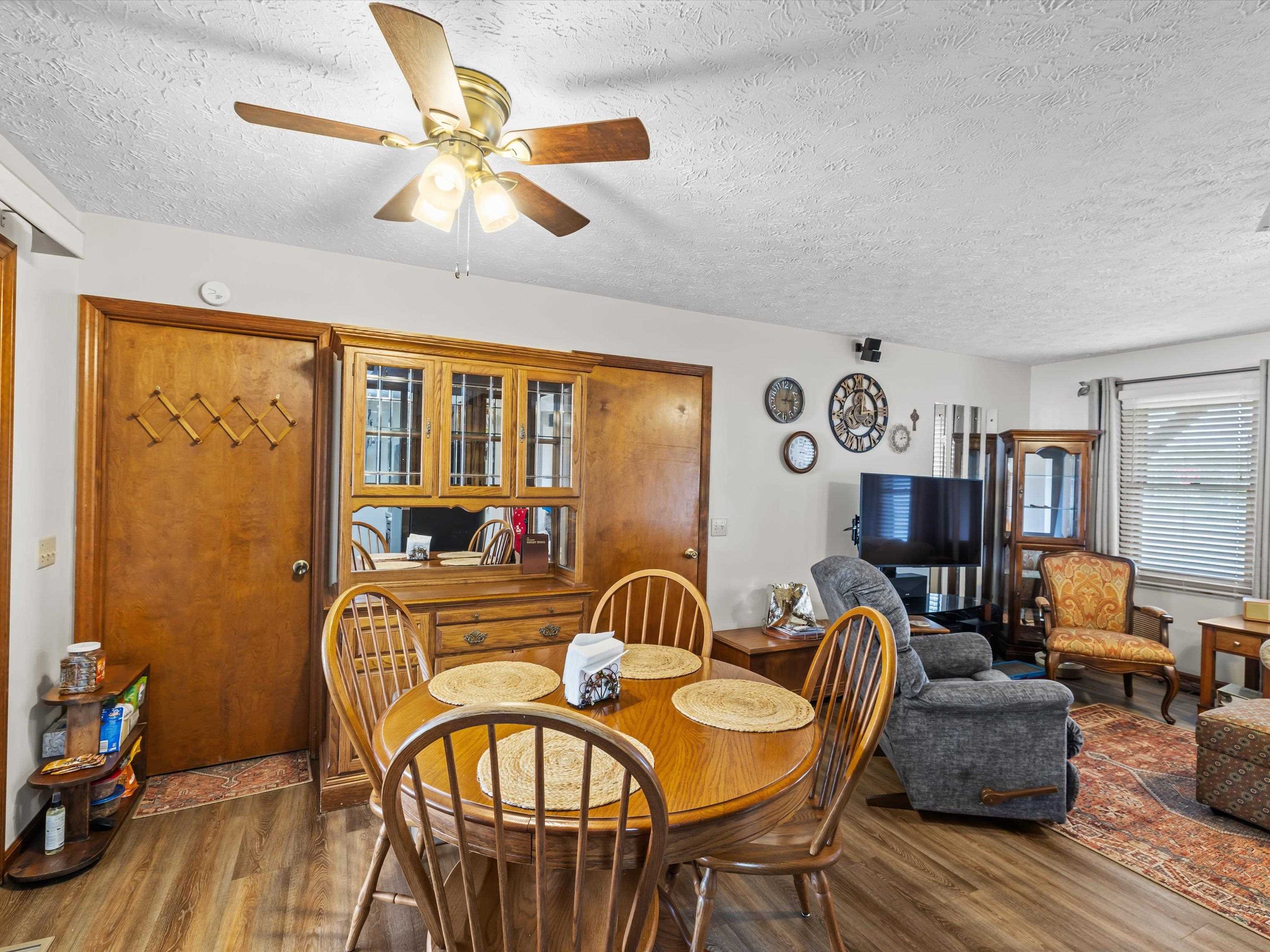 105 Riverview Dr, Hawesville, Kentucky 42348, 3 Bedrooms Bedrooms, ,2 BathroomsBathrooms,Single Family Residence,For Sale,Riverview Dr,93023