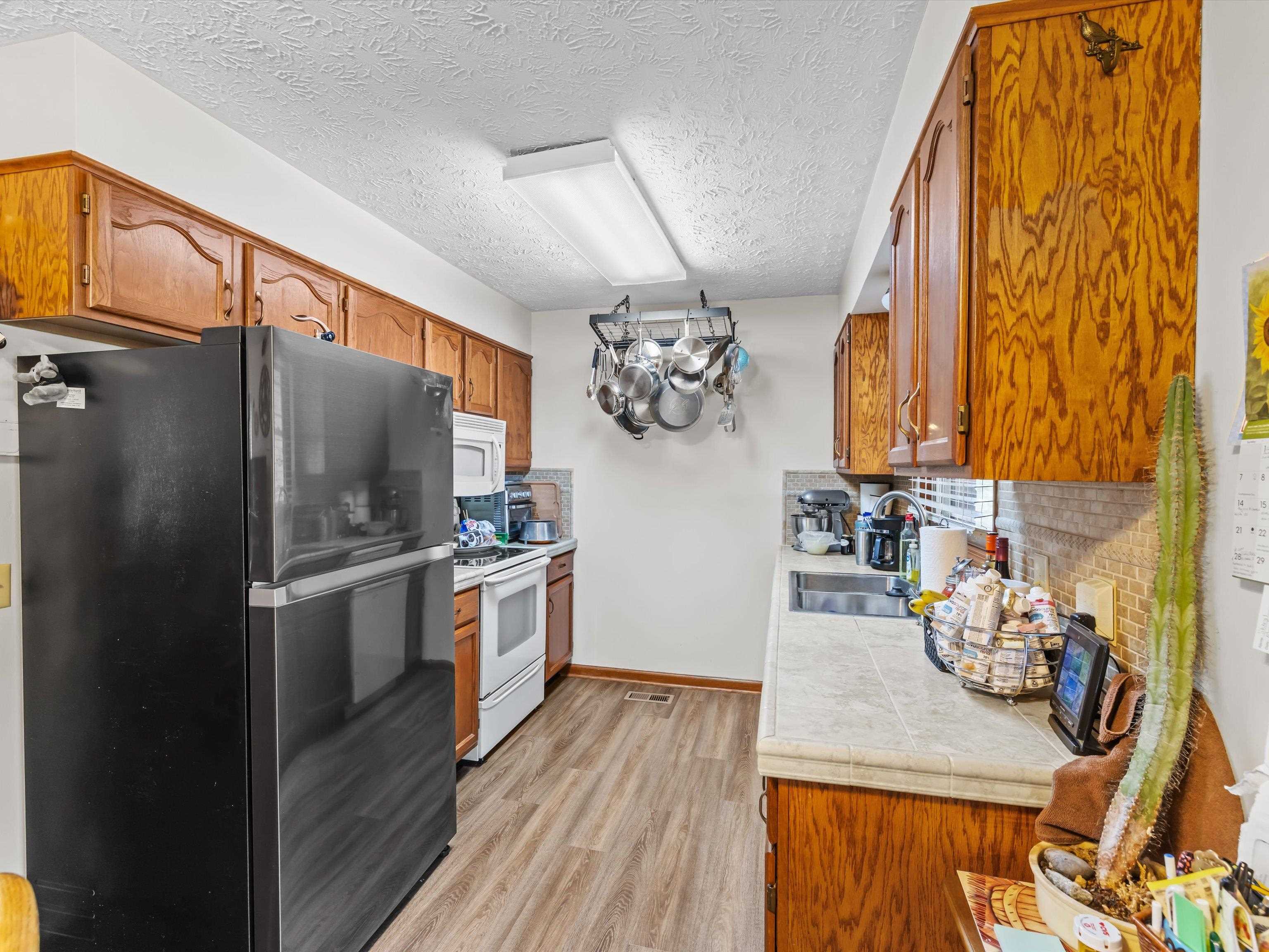 105 Riverview Dr, Hawesville, Kentucky 42348, 3 Bedrooms Bedrooms, ,2 BathroomsBathrooms,Single Family Residence,For Sale,Riverview Dr,93023