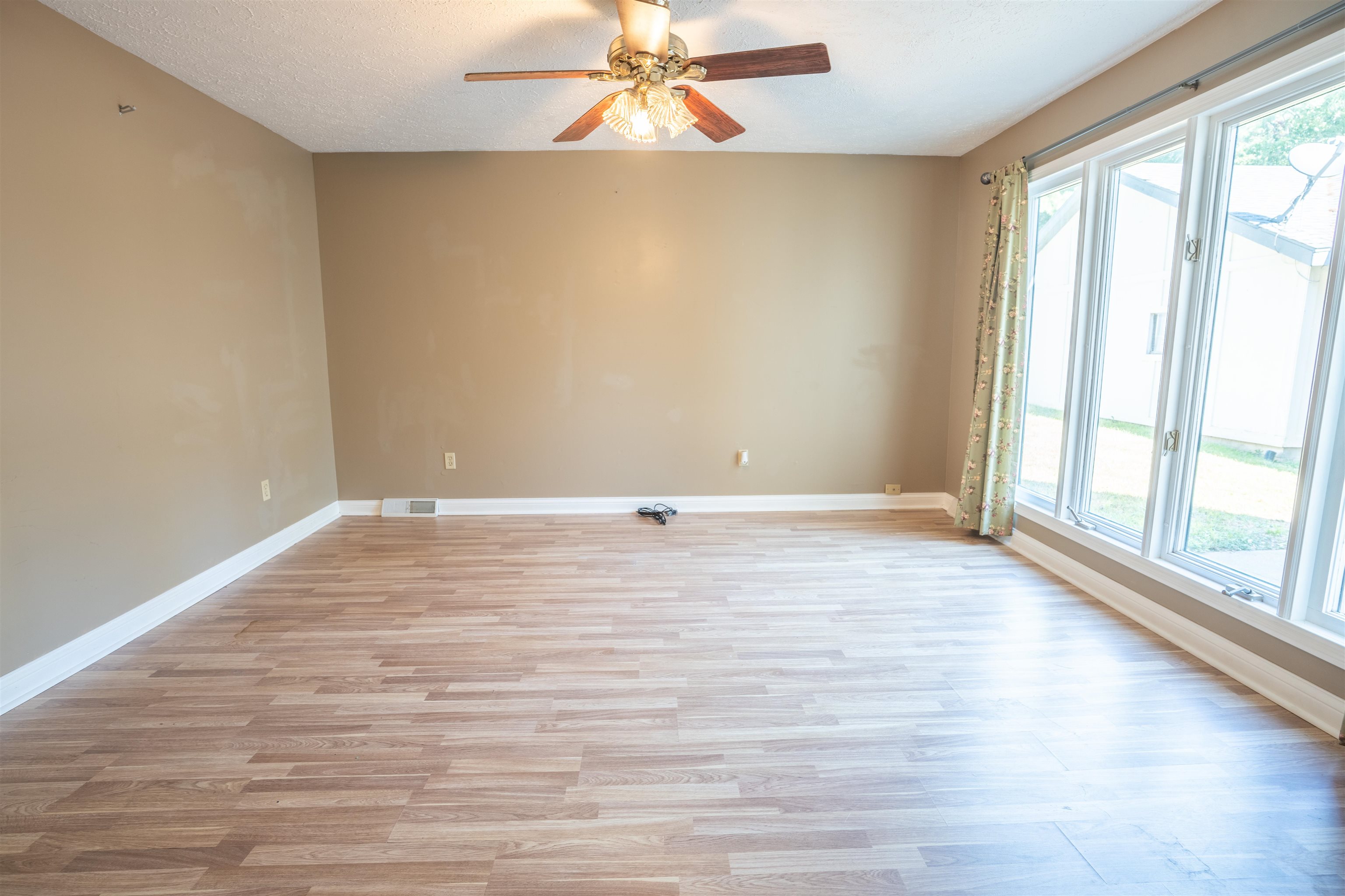 1487 State Route 81 N, Calhoun, Kentucky 42327, 4 Bedrooms Bedrooms, ,3 BathroomsBathrooms,Single Family Residence,For Sale,State Route 81 N,93024