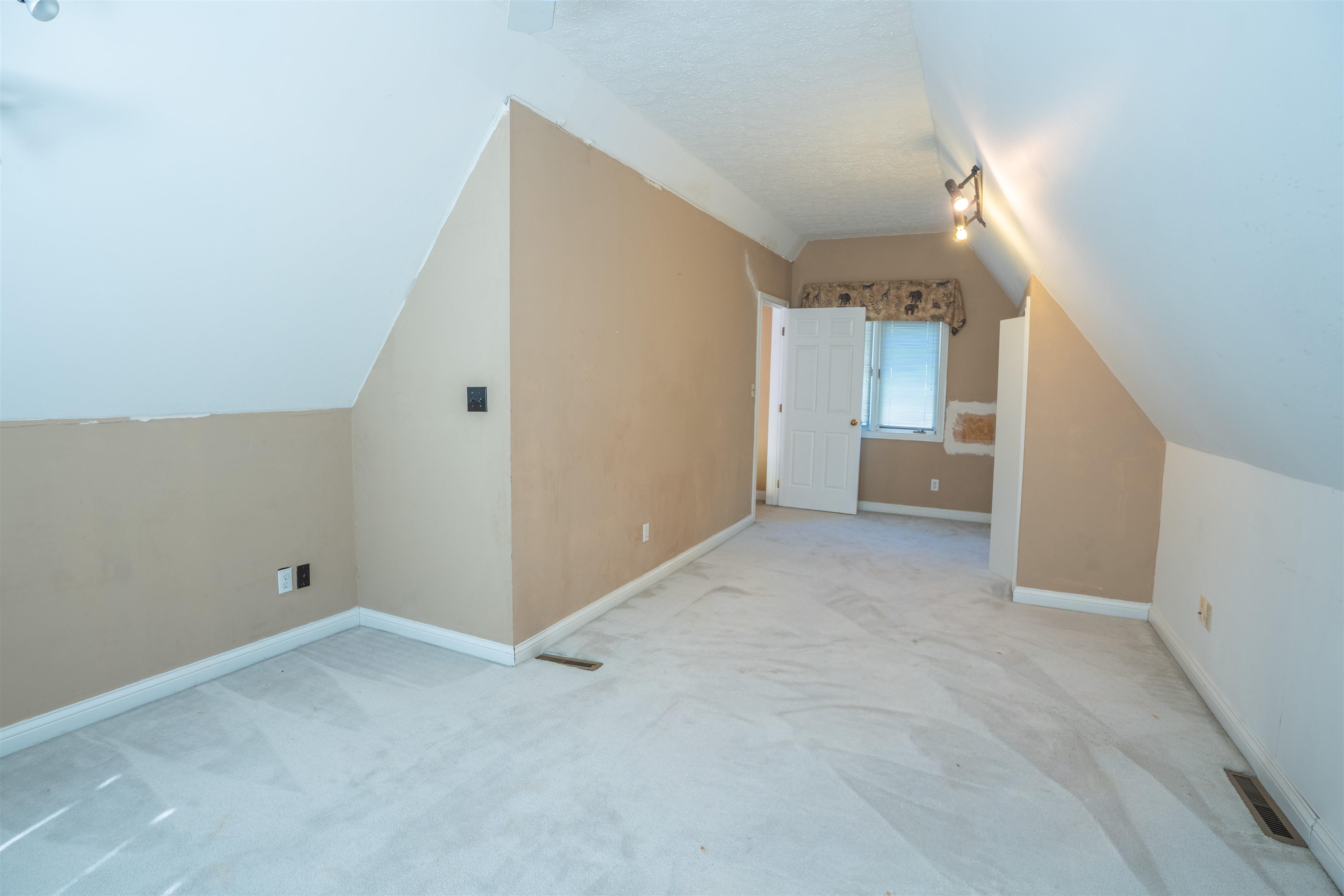 1487 State Route 81 N, Calhoun, Kentucky 42327, 4 Bedrooms Bedrooms, ,3 BathroomsBathrooms,Single Family Residence,For Sale,State Route 81 N,93024
