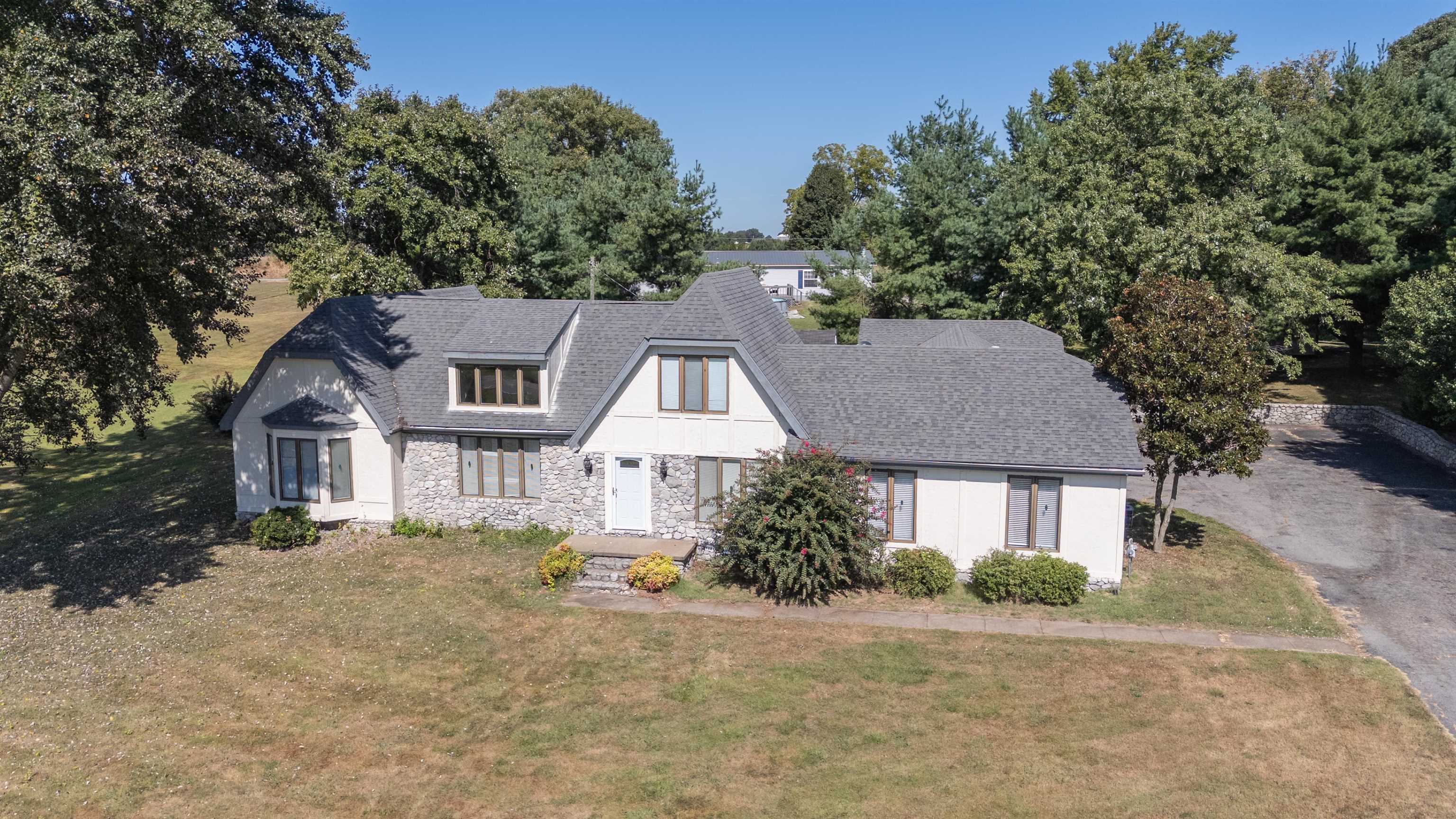 1487 State Route 81 N, Calhoun, Kentucky 42327, 4 Bedrooms Bedrooms, ,3 BathroomsBathrooms,Single Family Residence,For Sale,State Route 81 N,93024
