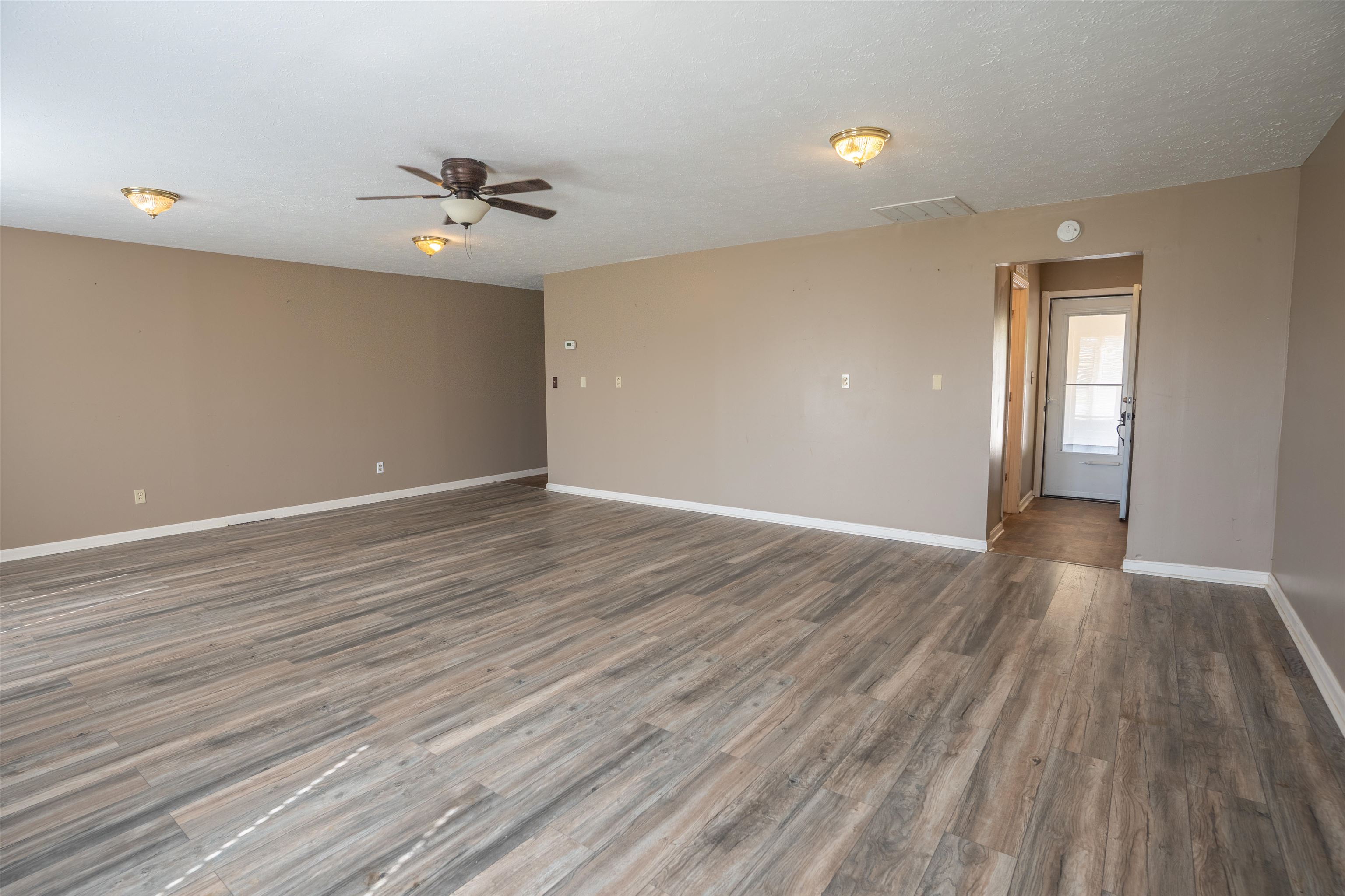 1487 State Route 81 N, Calhoun, Kentucky 42327, 4 Bedrooms Bedrooms, ,3 BathroomsBathrooms,Single Family Residence,For Sale,State Route 81 N,93024