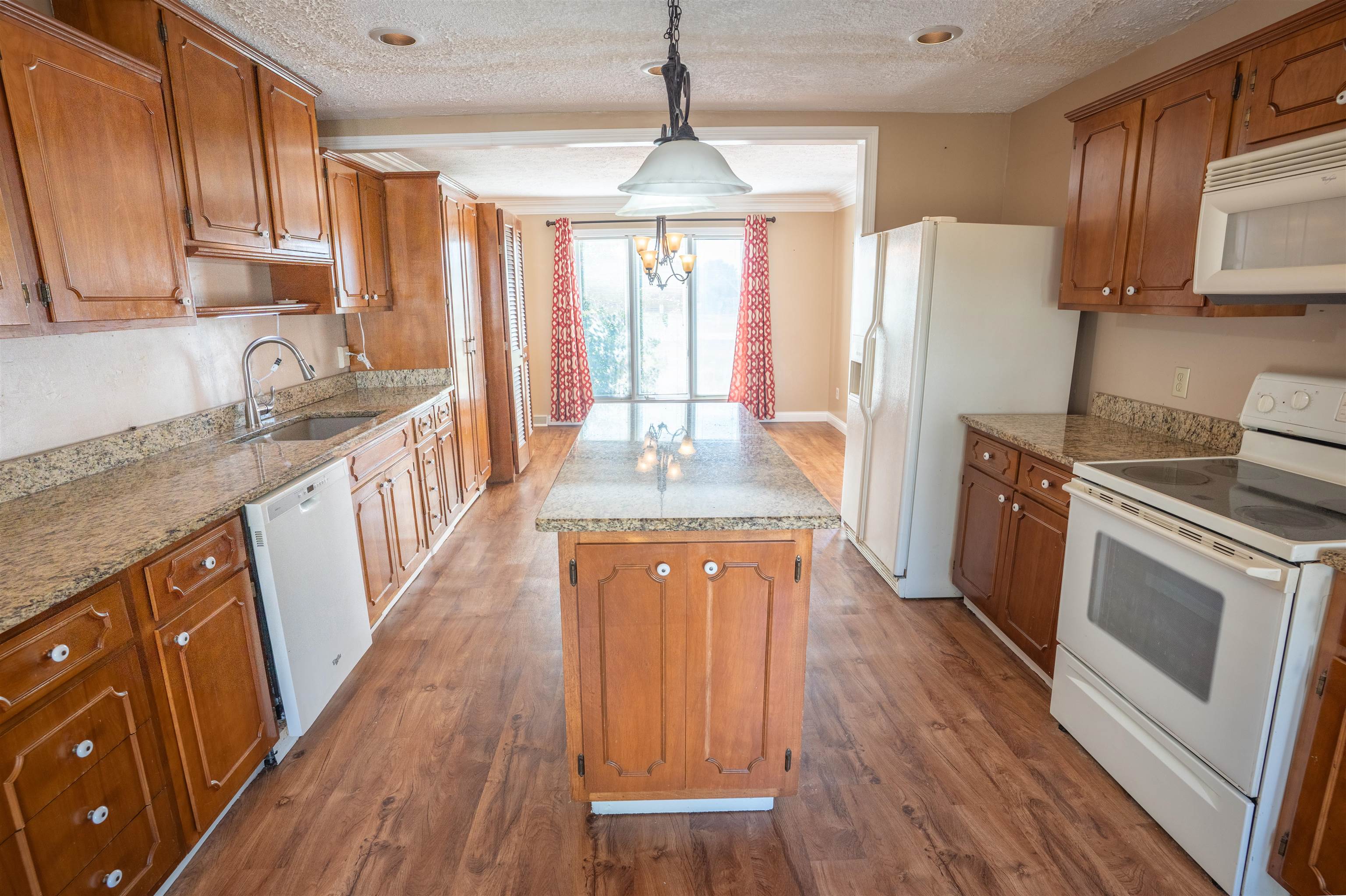 1487 State Route 81 N, Calhoun, Kentucky 42327, 4 Bedrooms Bedrooms, ,3 BathroomsBathrooms,Single Family Residence,For Sale,State Route 81 N,93024