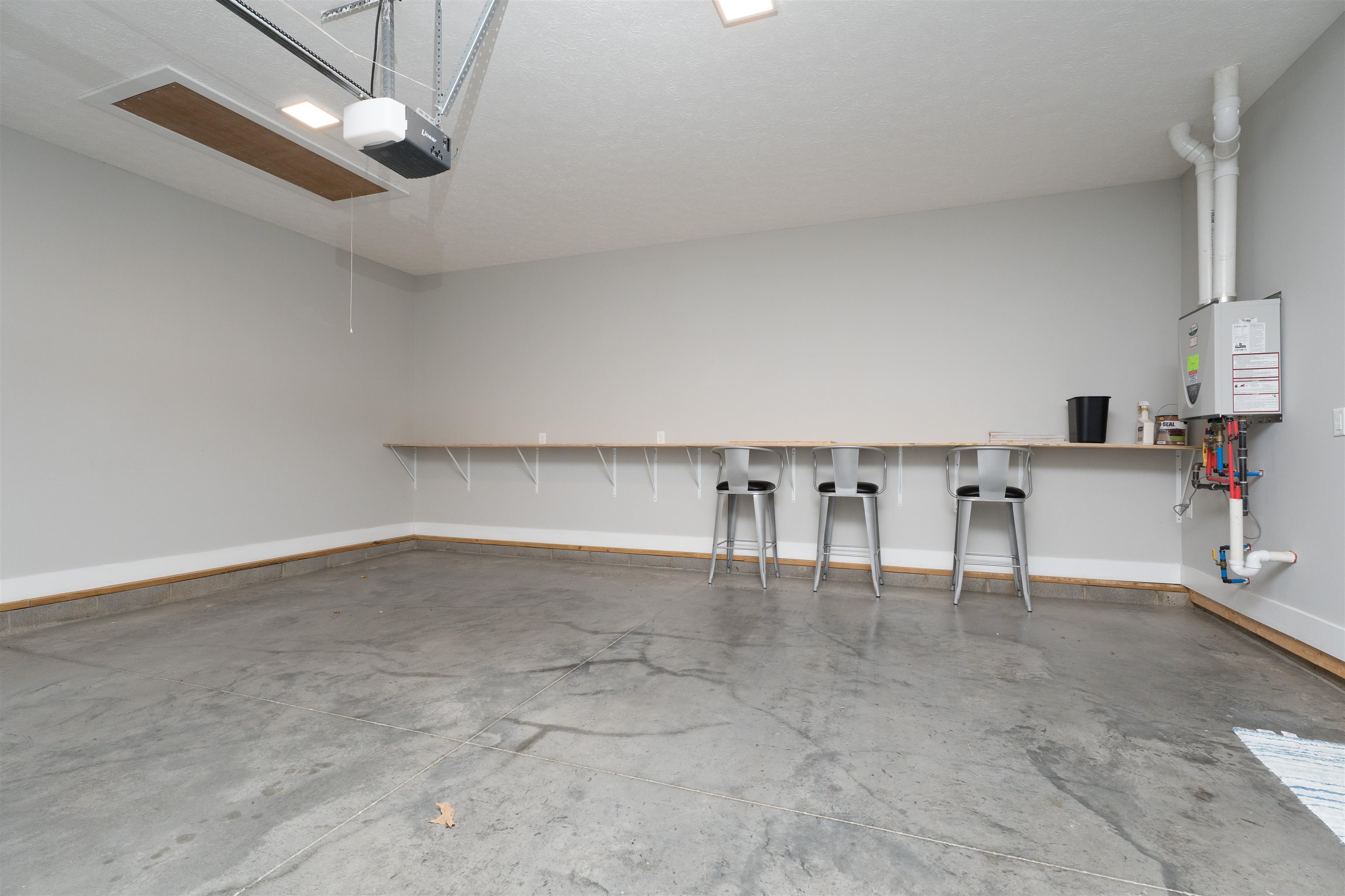 1913 Celebration Circle, Owensboro, Kentucky 42303, 3 Bedrooms Bedrooms, ,2 BathroomsBathrooms,Single Family Residence,For Sale,Celebration Circle,93031