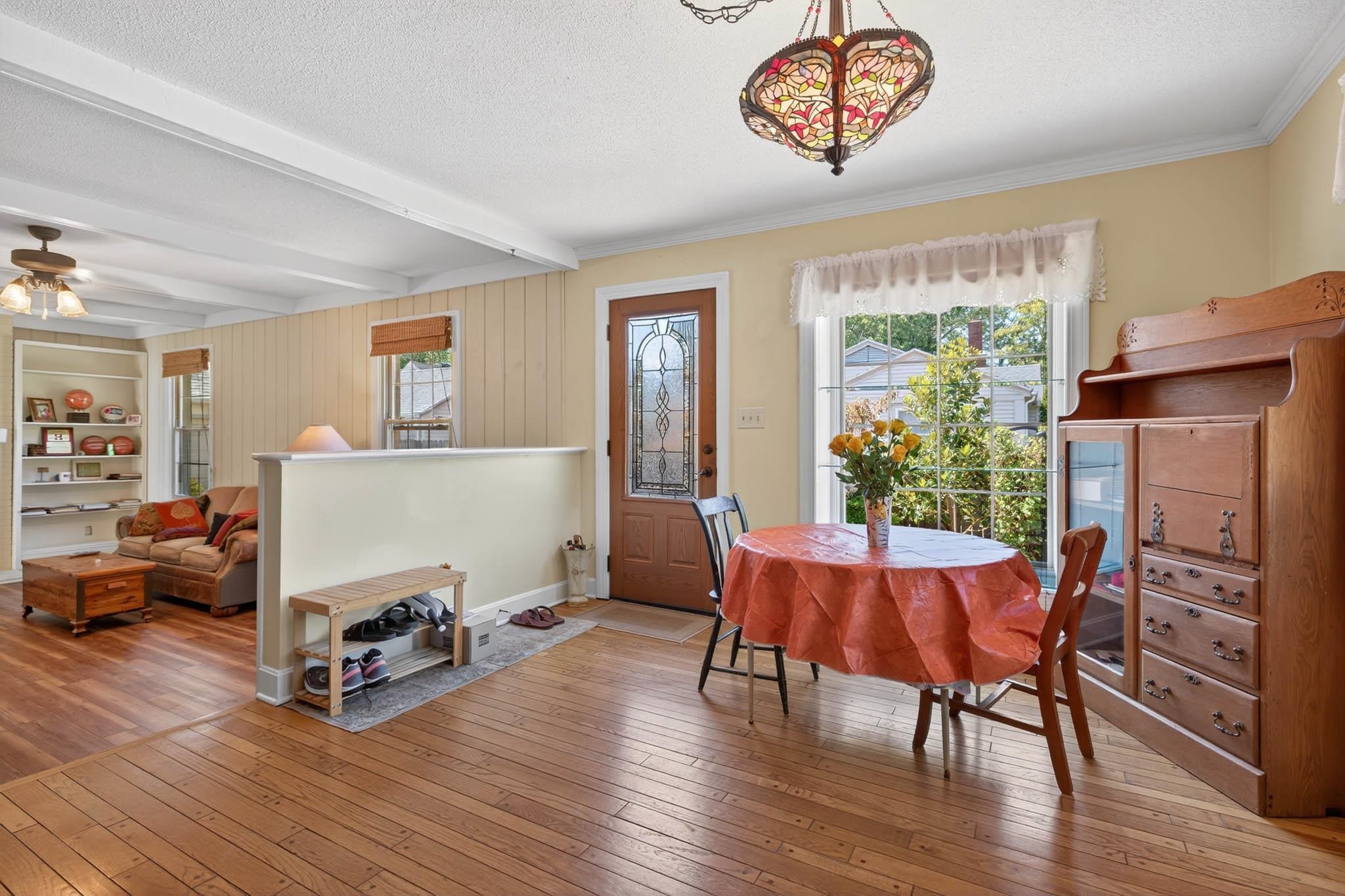 2118 York Drive, Owensboro, Kentucky 42301, 4 Bedrooms Bedrooms, ,2 BathroomsBathrooms,Single Family Residence,For Sale,York Drive,93033