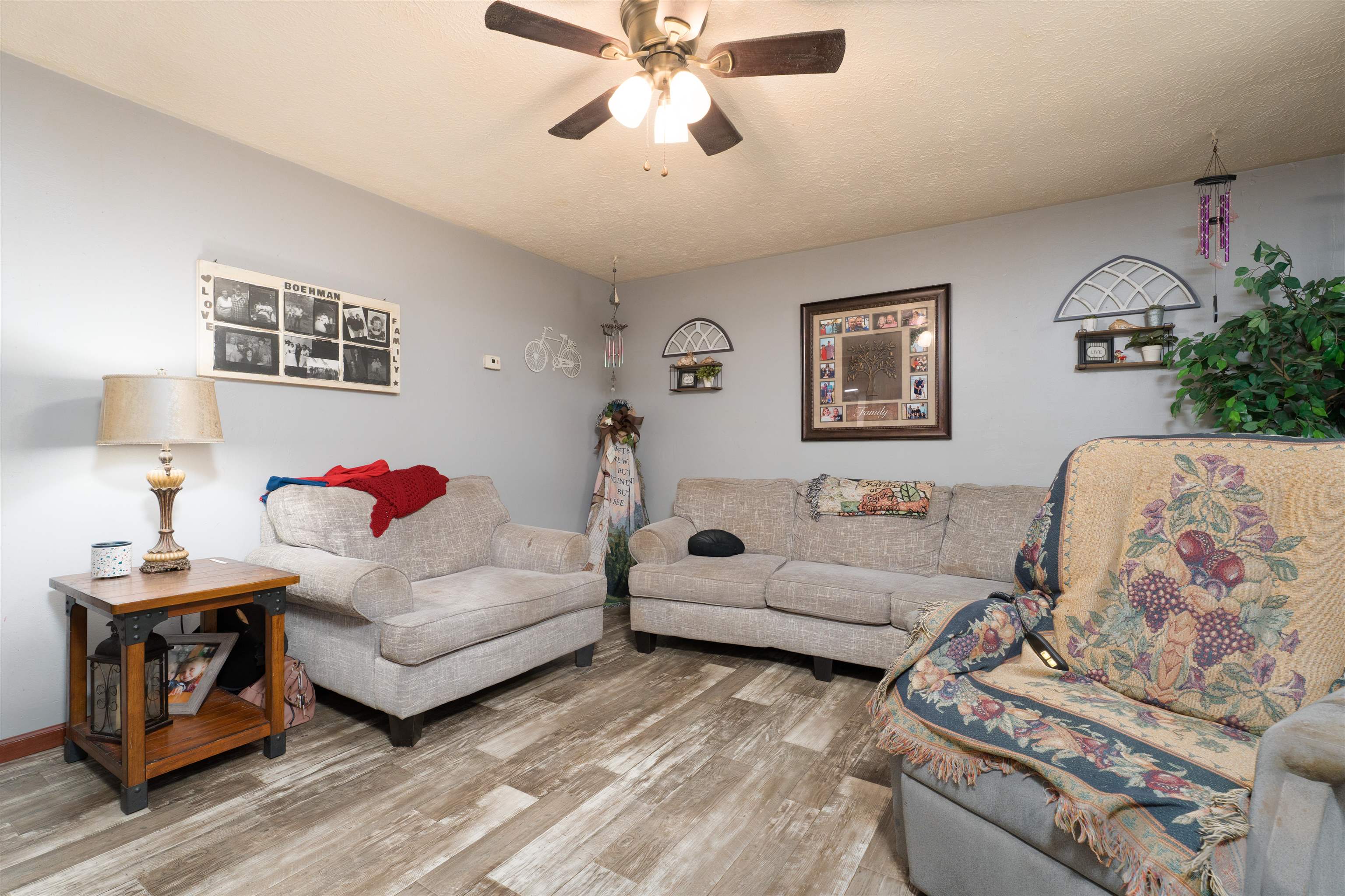 2929 Wandering Lane, Owensboro, Kentucky 42301, 3 Bedrooms Bedrooms, ,1 BathroomBathrooms,Single Family Residence,For Sale,Wandering Lane,93034
