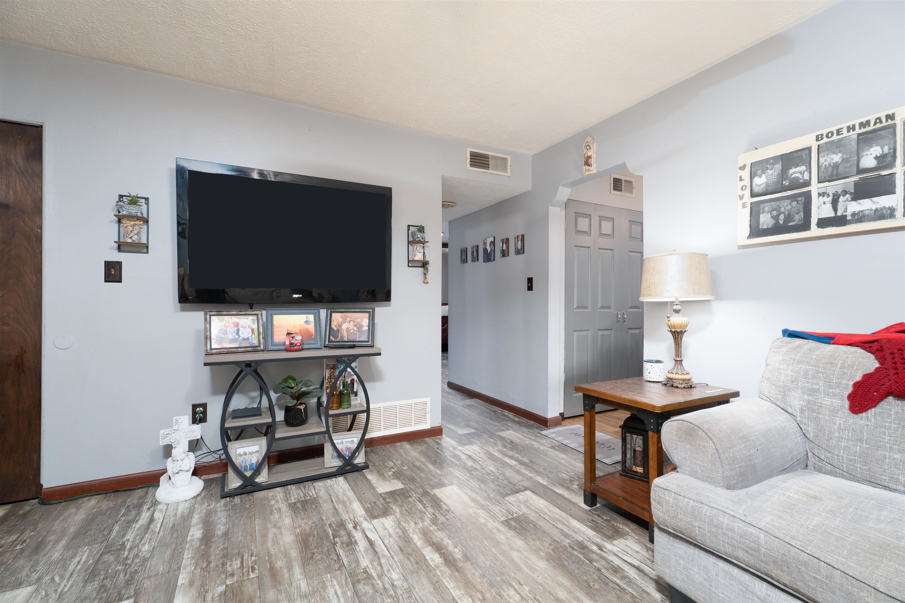 2929 Wandering Lane, Owensboro, Kentucky 42301, 3 Bedrooms Bedrooms, ,1 BathroomBathrooms,Single Family Residence,For Sale,Wandering Lane,93034