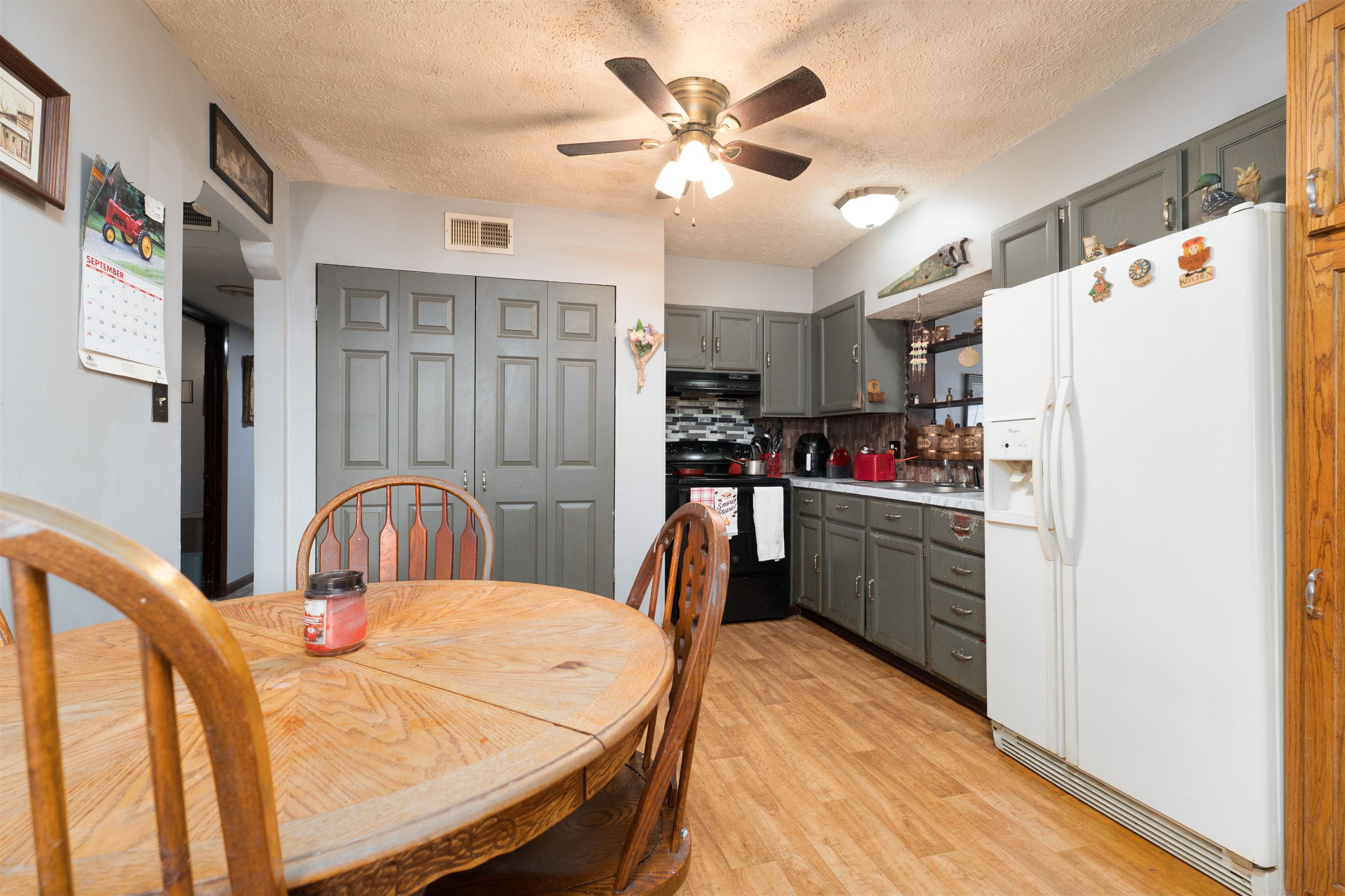 2929 Wandering Lane, Owensboro, Kentucky 42301, 3 Bedrooms Bedrooms, ,1 BathroomBathrooms,Single Family Residence,For Sale,Wandering Lane,93034