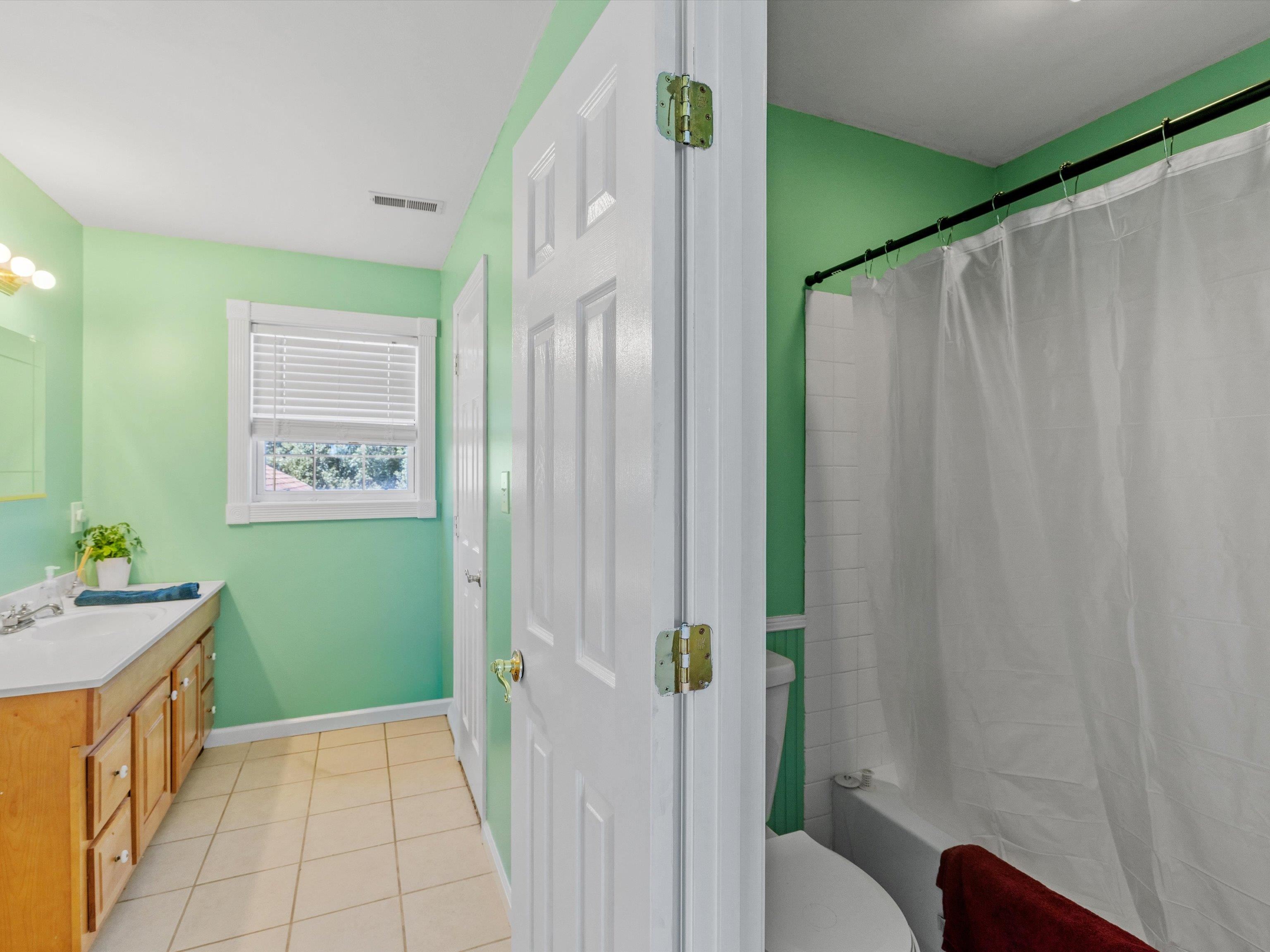 12150 Red Hill Maxwell Road, Utica, Kentucky 42376, 4 Bedrooms Bedrooms, ,2 BathroomsBathrooms,Single Family Residence,For Sale,Red Hill Maxwell Road,93042