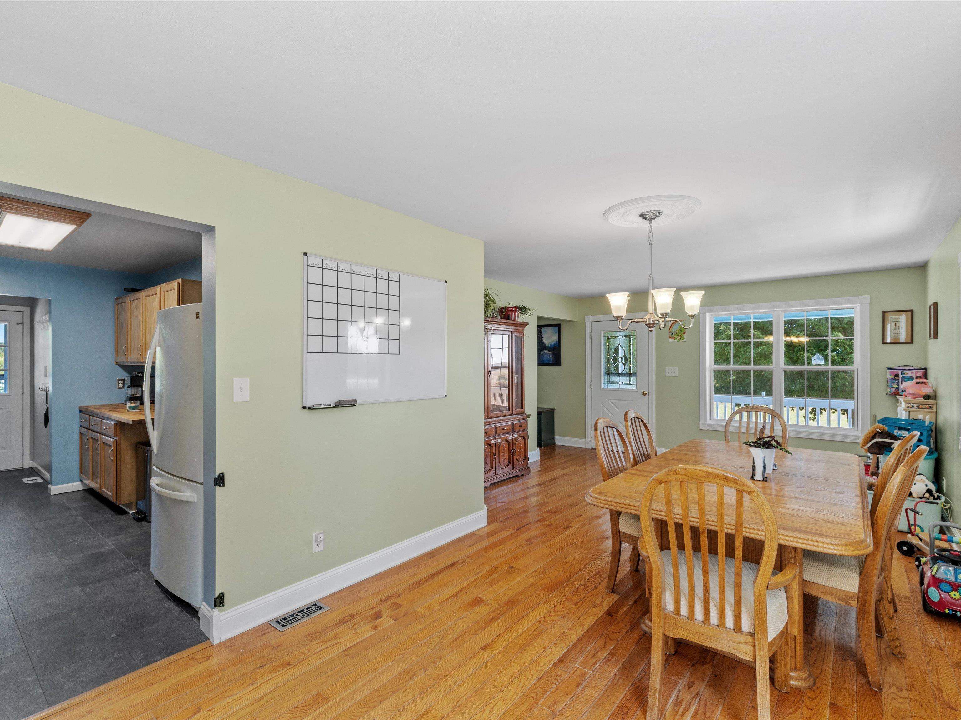 12150 Red Hill Maxwell Road, Utica, Kentucky 42376, 4 Bedrooms Bedrooms, ,2 BathroomsBathrooms,Single Family Residence,For Sale,Red Hill Maxwell Road,93042