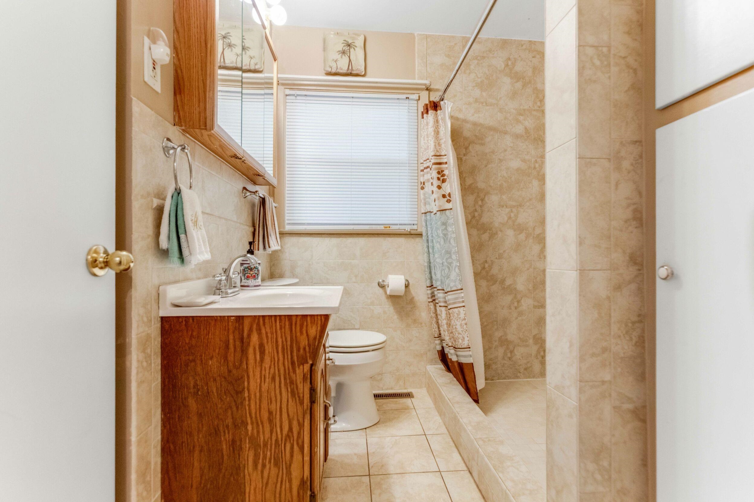 411 Evangeline Court, Hopkinsville, Kentucky 42240, 3 Bedrooms Bedrooms, ,1 BathroomBathrooms,Single Family Residence,For Sale,Evangeline Court,93060