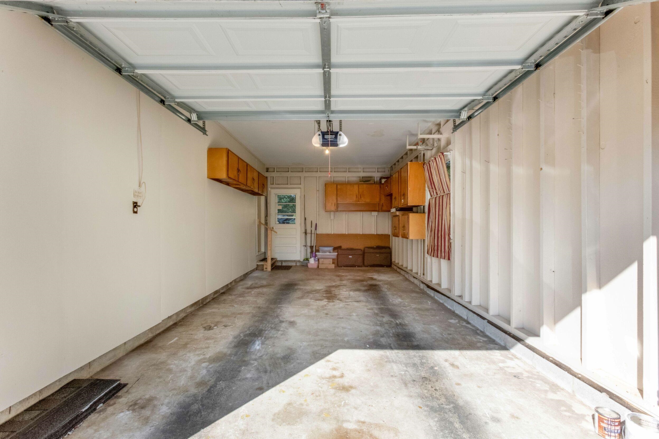 411 Evangeline Court, Hopkinsville, Kentucky 42240, 3 Bedrooms Bedrooms, ,1 BathroomBathrooms,Single Family Residence,For Sale,Evangeline Court,93060