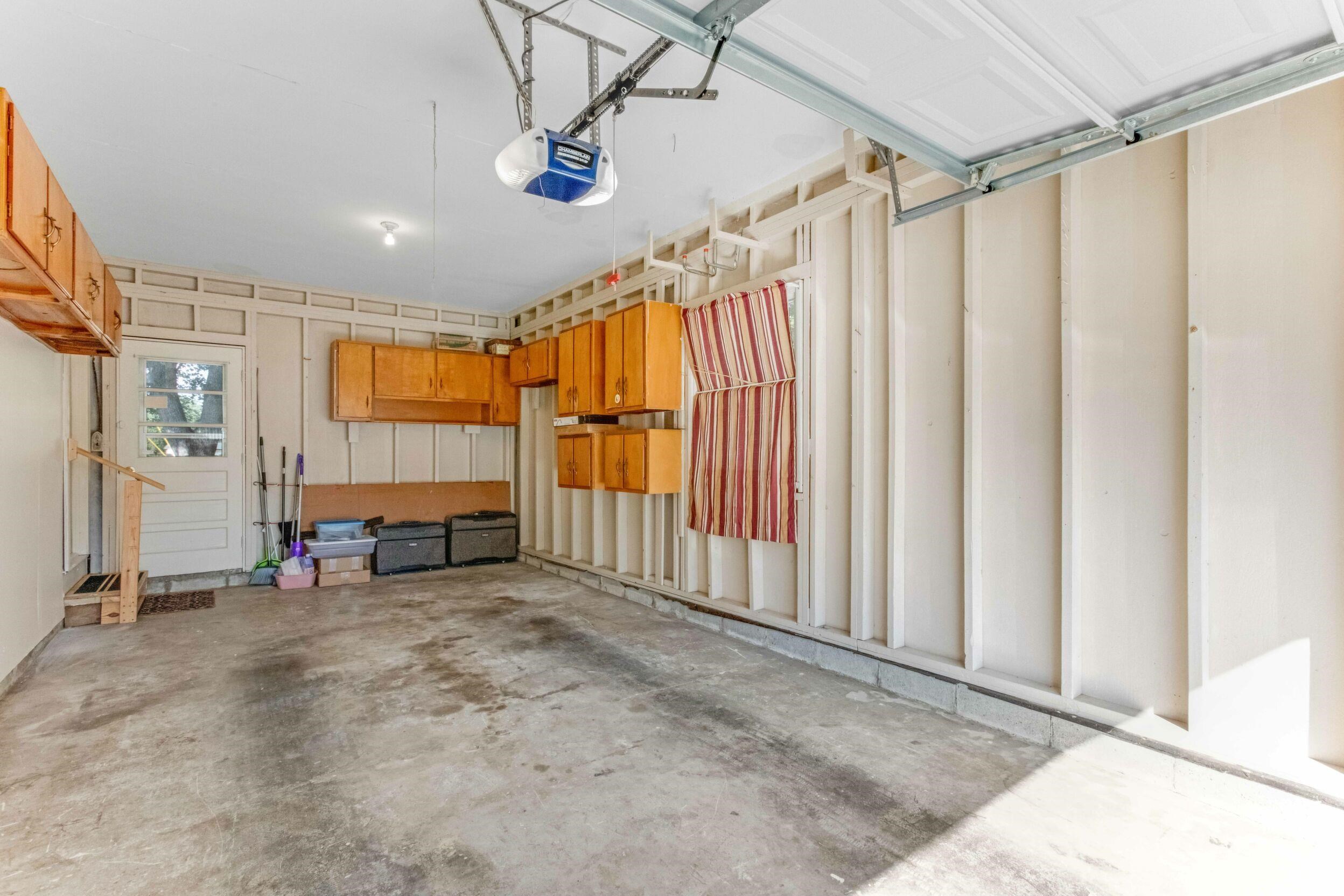 411 Evangeline Court, Hopkinsville, Kentucky 42240, 3 Bedrooms Bedrooms, ,1 BathroomBathrooms,Single Family Residence,For Sale,Evangeline Court,93060