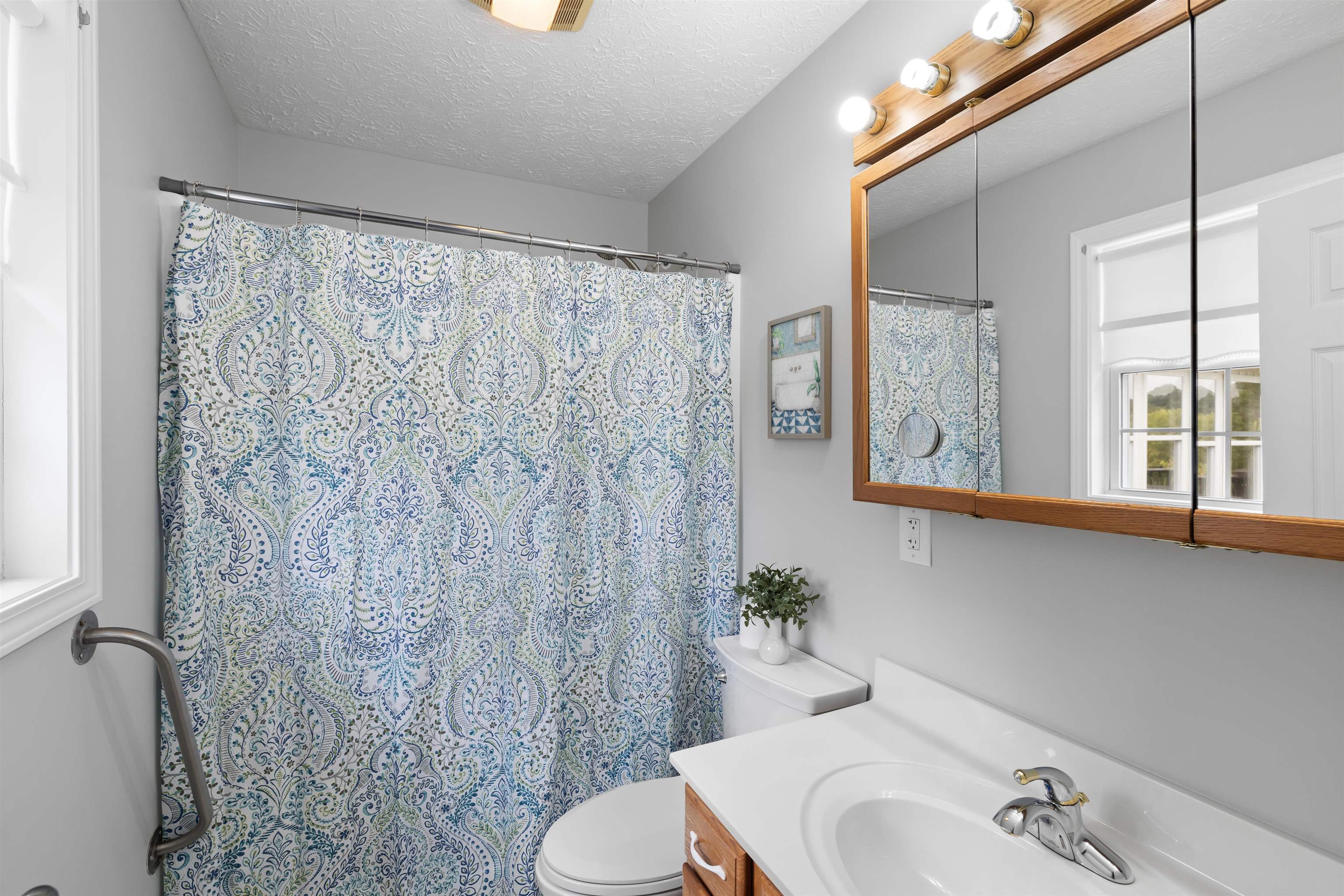 549 Clover Creek Cove Lane, Cloverport, Kentucky 40111, 3 Bedrooms Bedrooms, ,2 BathroomsBathrooms,Single Family Residence,For Sale,Clover Creek Cove Lane,93064