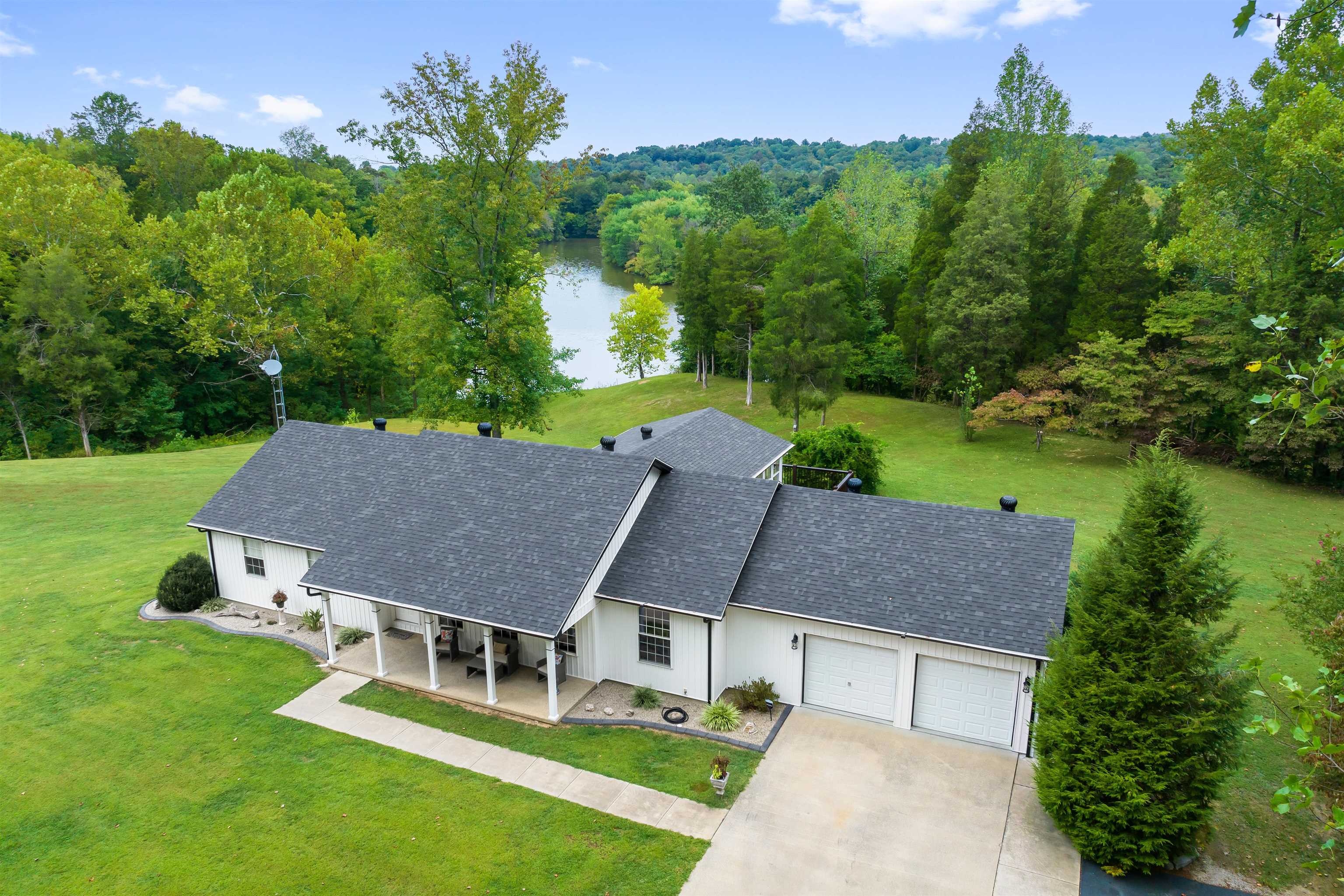 549 Clover Creek Cove Lane, Cloverport, Kentucky 40111, 3 Bedrooms Bedrooms, ,2 BathroomsBathrooms,Single Family Residence,For Sale,Clover Creek Cove Lane,93064