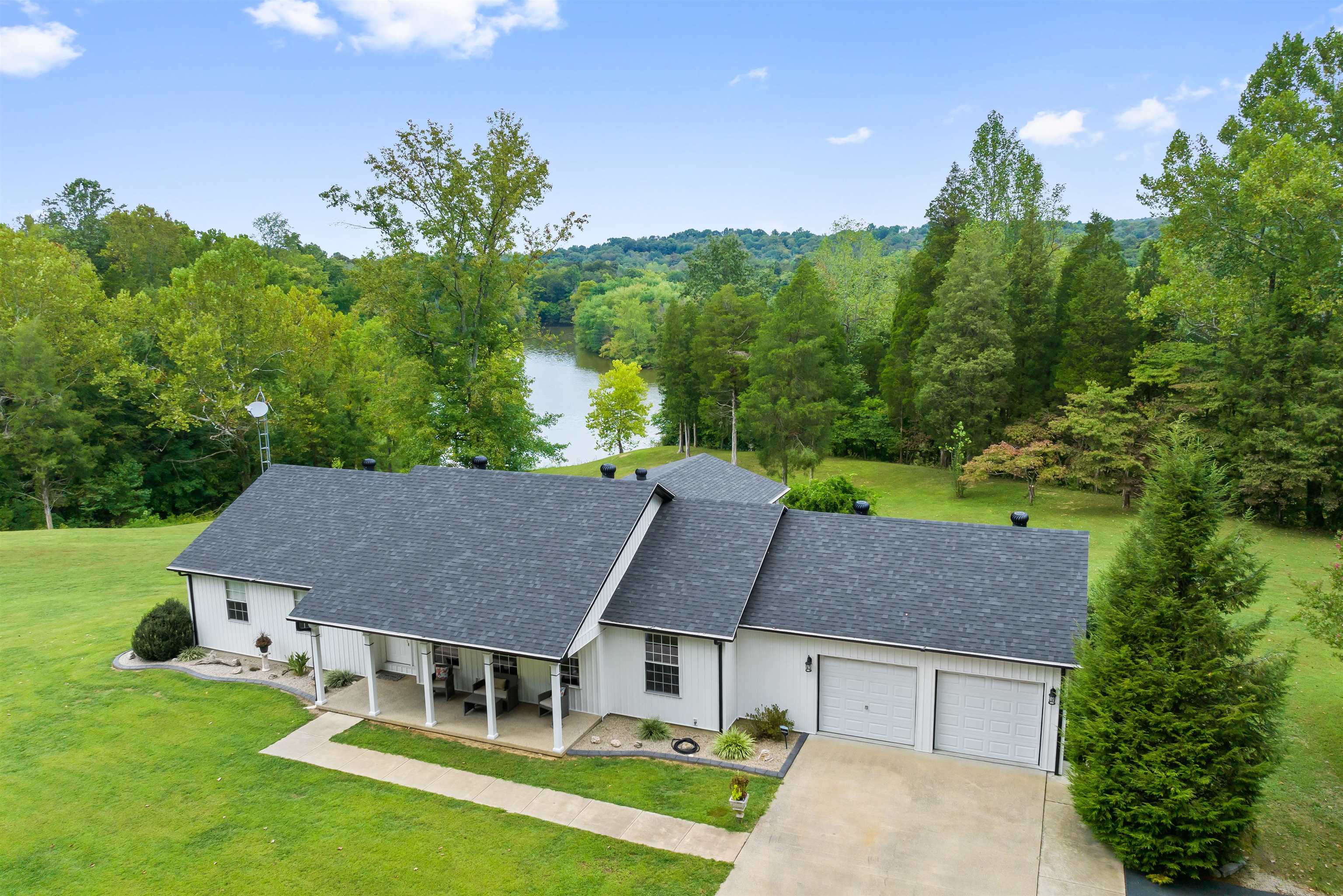 549 Clover Creek Cove Lane, Cloverport, Kentucky 40111, 3 Bedrooms Bedrooms, ,2 BathroomsBathrooms,Single Family Residence,For Sale,Clover Creek Cove Lane,93064