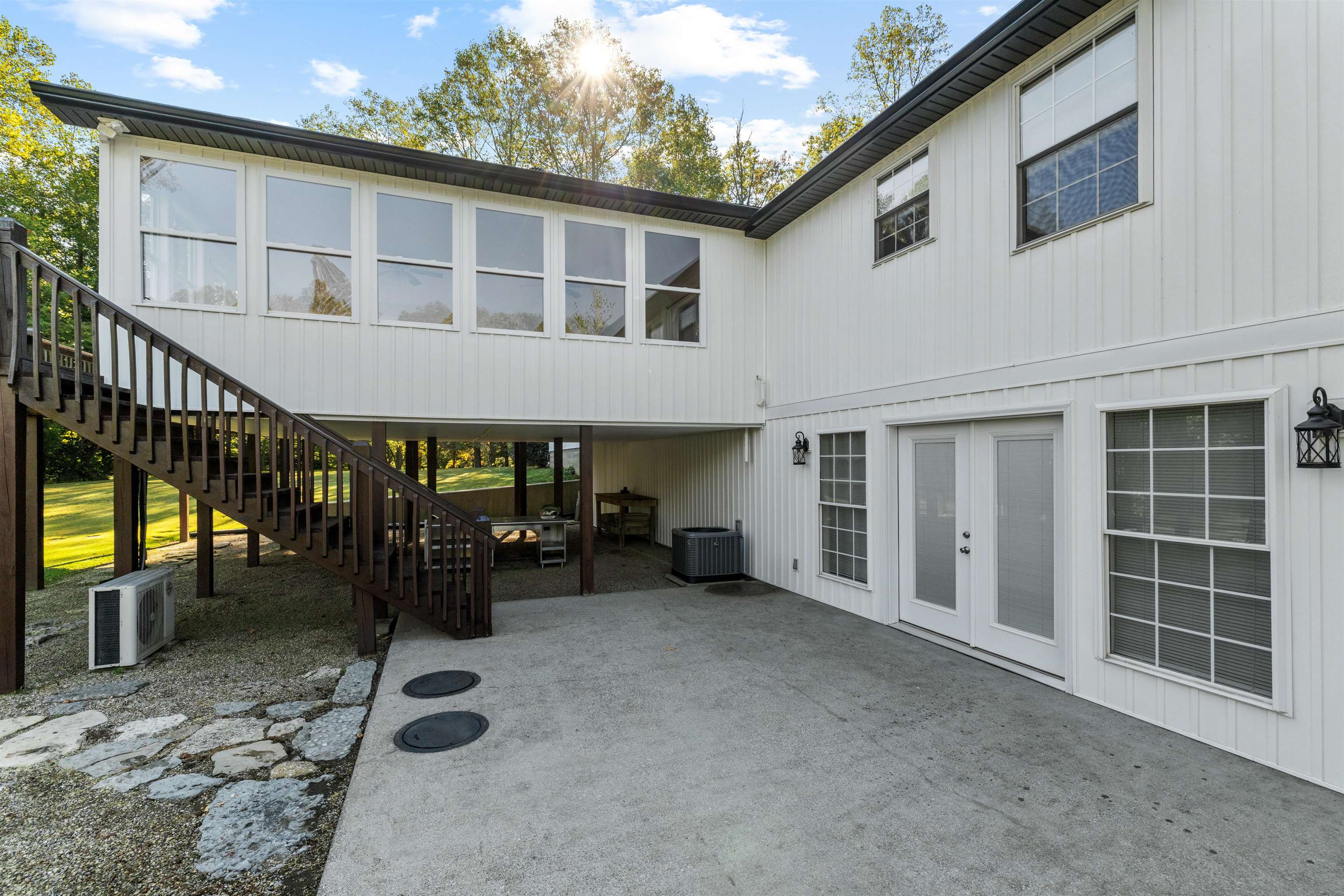 549 Clover Creek Cove Lane, Cloverport, Kentucky 40111, 3 Bedrooms Bedrooms, ,2 BathroomsBathrooms,Single Family Residence,For Sale,Clover Creek Cove Lane,93064