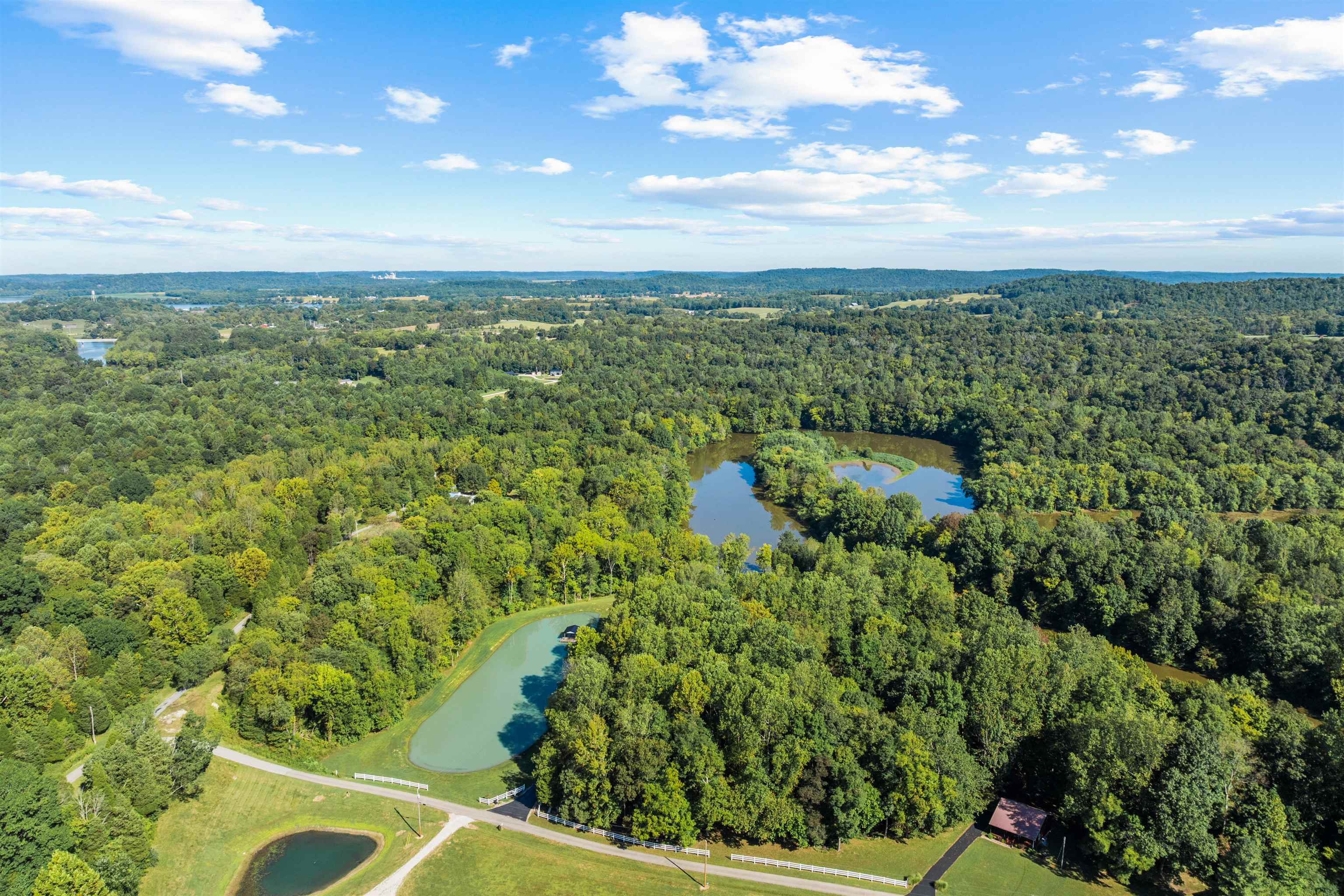 549 Clover Creek Cove Lane, Cloverport, Kentucky 40111, 3 Bedrooms Bedrooms, ,2 BathroomsBathrooms,Single Family Residence,For Sale,Clover Creek Cove Lane,93064
