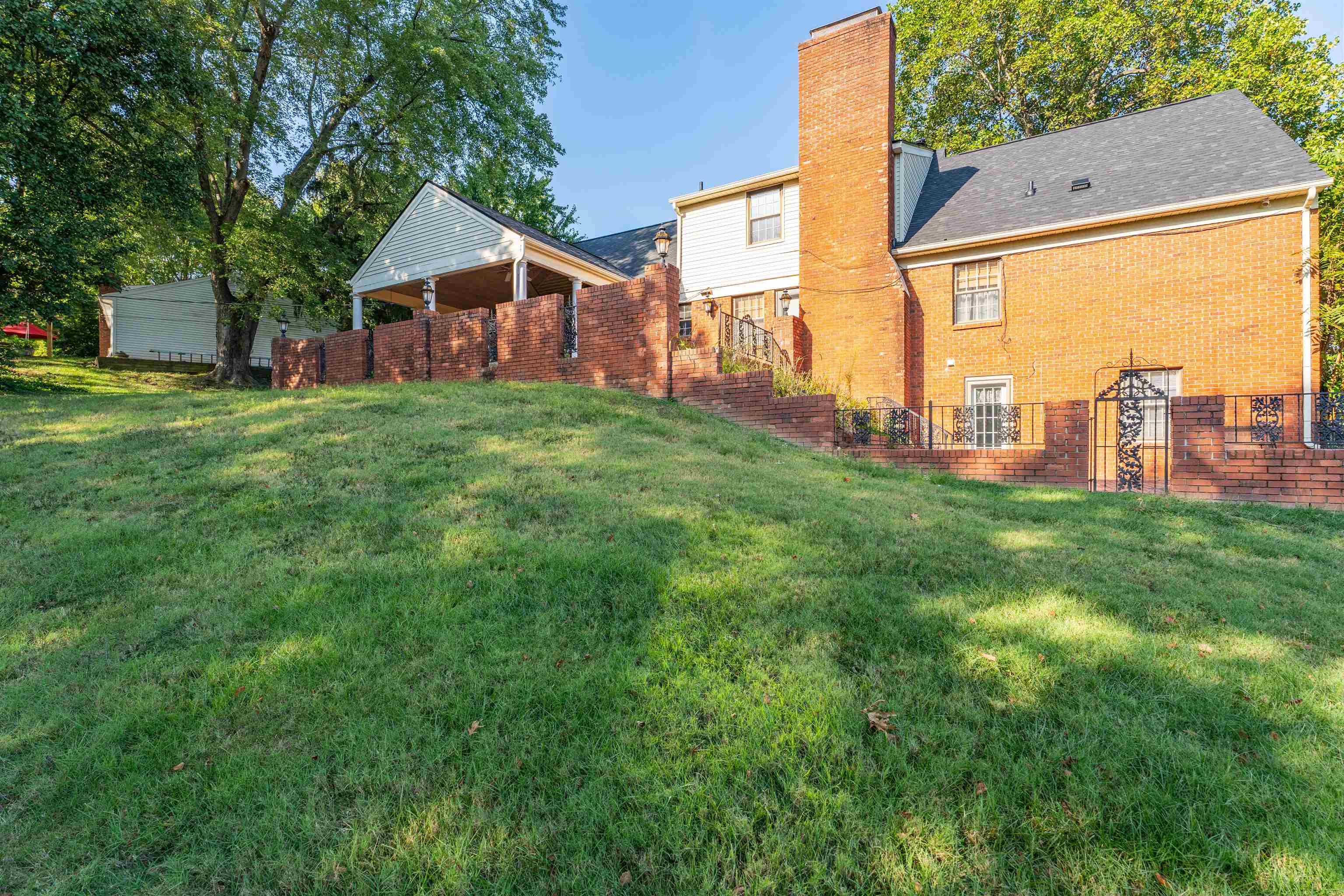 4620 Crescent Hill Dr, Owensboro, Kentucky 42303, 4 Bedrooms Bedrooms, ,2 BathroomsBathrooms,Single Family Residence,For Sale,Crescent Hill Dr,93070