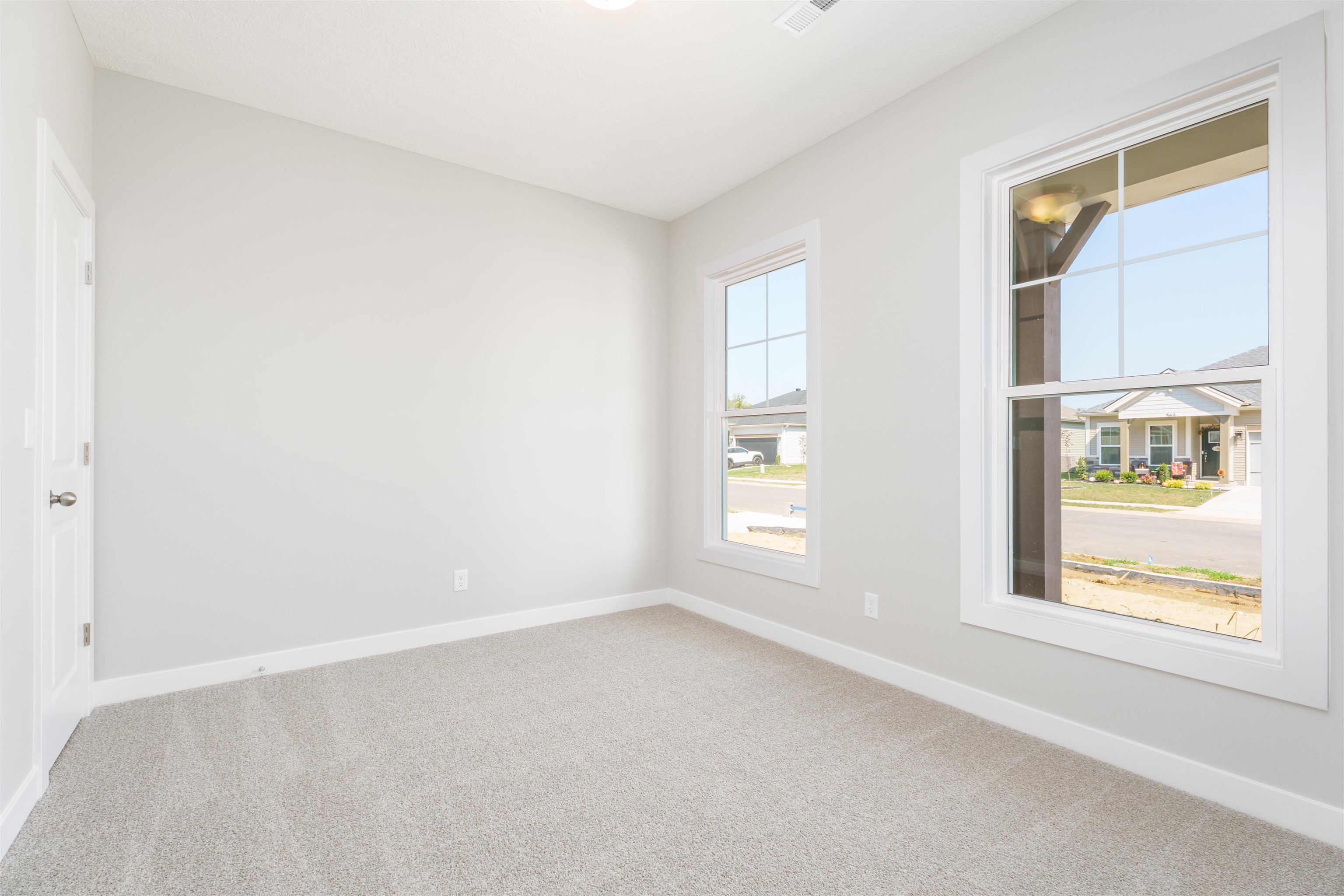 558 Alabaster Ln, Owensboro, Kentucky 42301, 3 Bedrooms Bedrooms, ,2 BathroomsBathrooms,Single Family Residence,For Sale,Alabaster Ln,93074