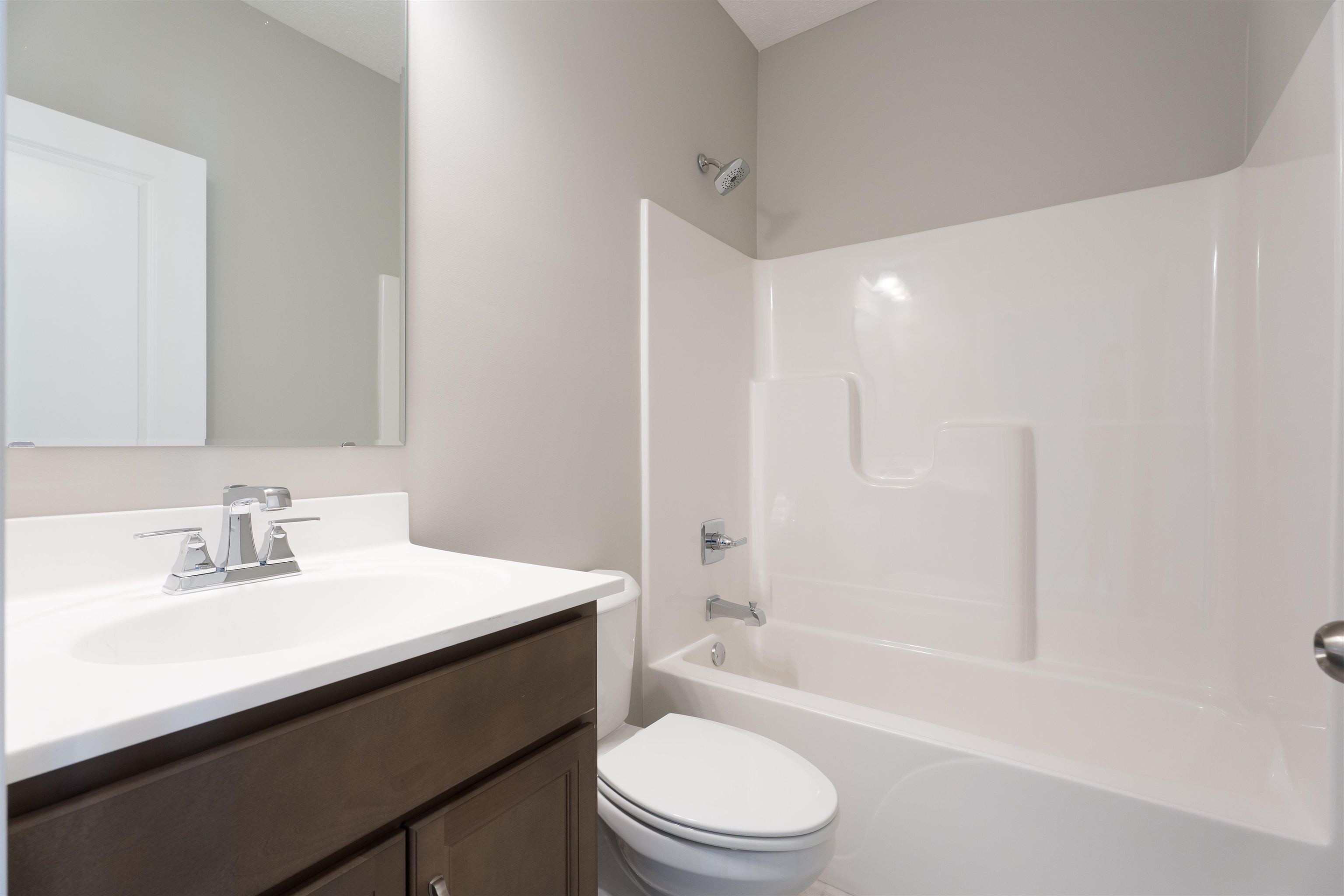 558 Alabaster Ln, Owensboro, Kentucky 42301, 3 Bedrooms Bedrooms, ,2 BathroomsBathrooms,Single Family Residence,For Sale,Alabaster Ln,93074