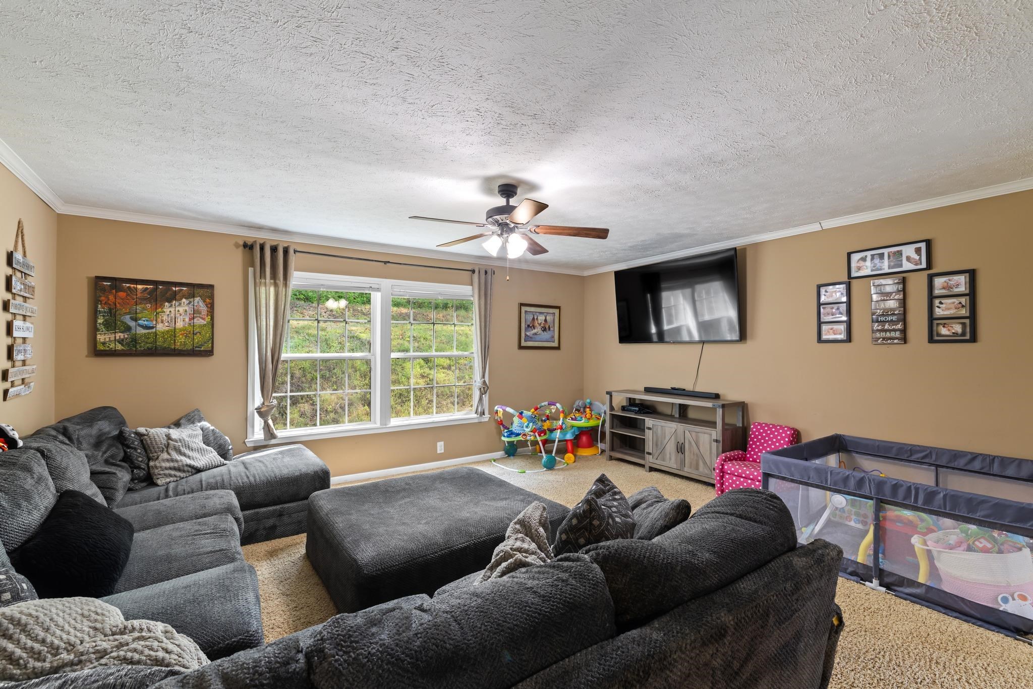 6768 State Route 69 N, Hartford, Kentucky 42347, 3 Bedrooms Bedrooms, ,2 BathroomsBathrooms,Single Family Residence,For Sale,State Route 69 N,93084