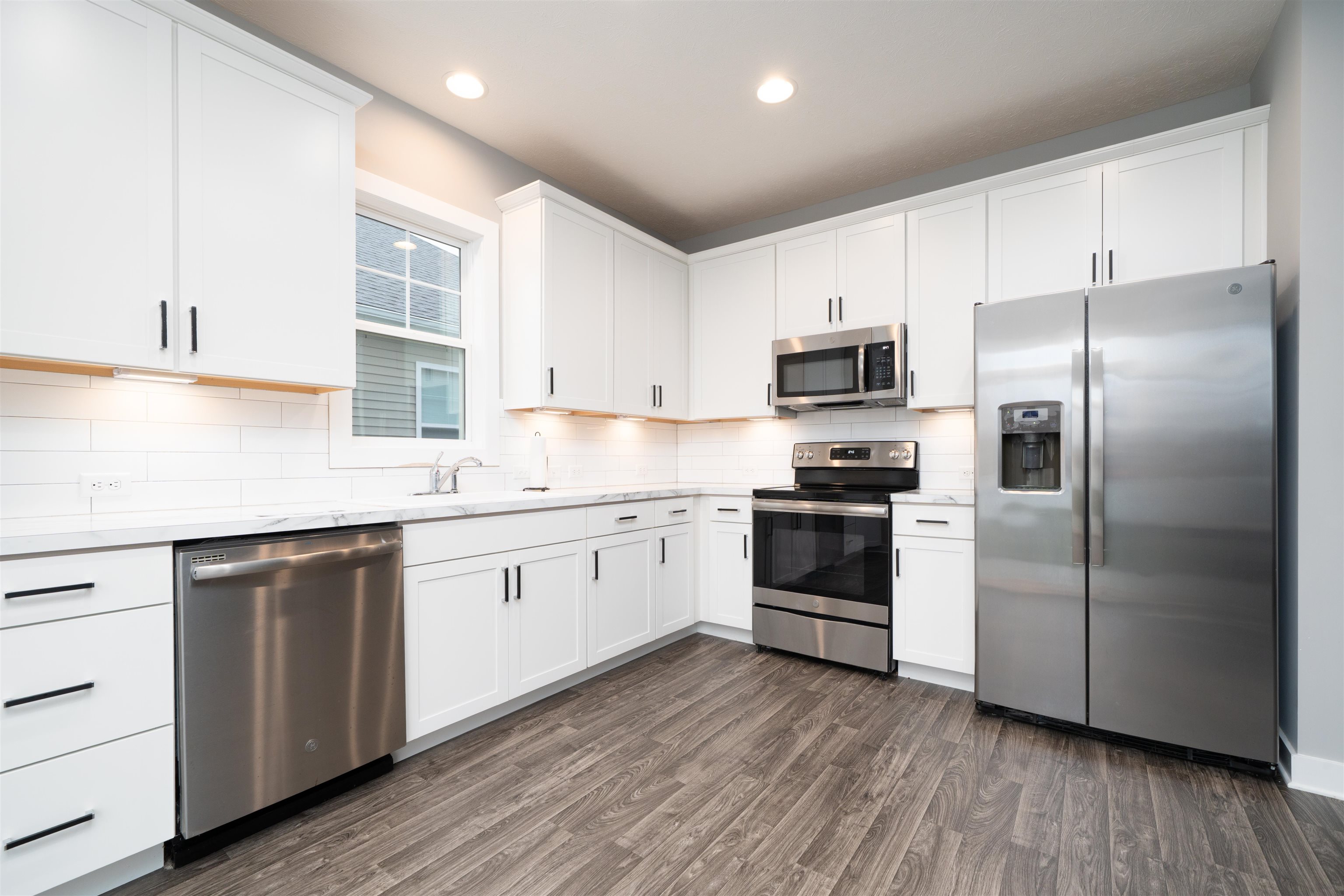 2378 Ottawa Dr, Owensboro, Kentucky 42301, 3 Bedrooms Bedrooms, ,2 BathroomsBathrooms,Single Family Residence,For Sale,Ottawa Dr,93098