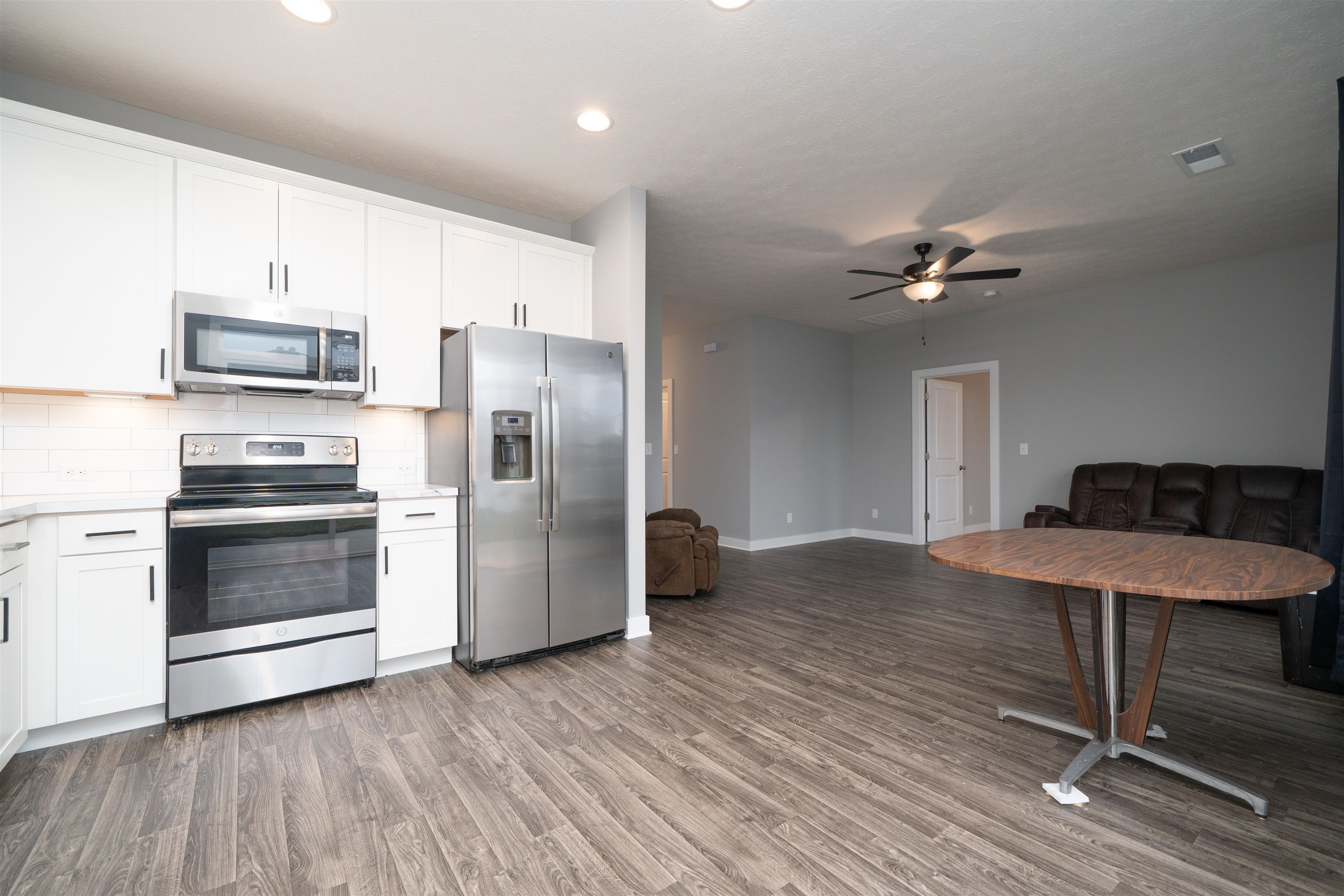 2378 Ottawa Dr, Owensboro, Kentucky 42301, 3 Bedrooms Bedrooms, ,2 BathroomsBathrooms,Single Family Residence,For Sale,Ottawa Dr,93098