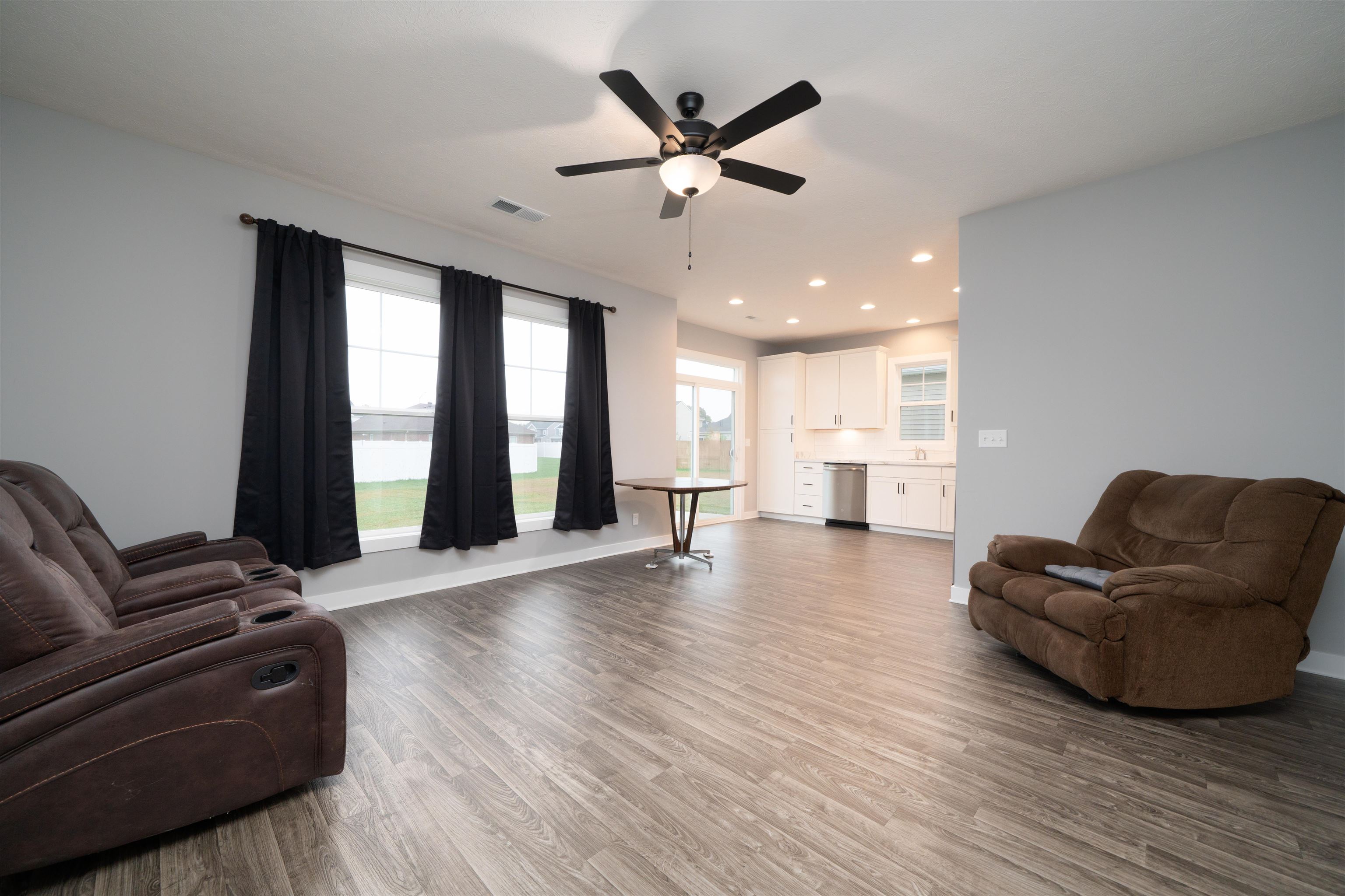 2378 Ottawa Dr, Owensboro, Kentucky 42301, 3 Bedrooms Bedrooms, ,2 BathroomsBathrooms,Single Family Residence,For Sale,Ottawa Dr,93098